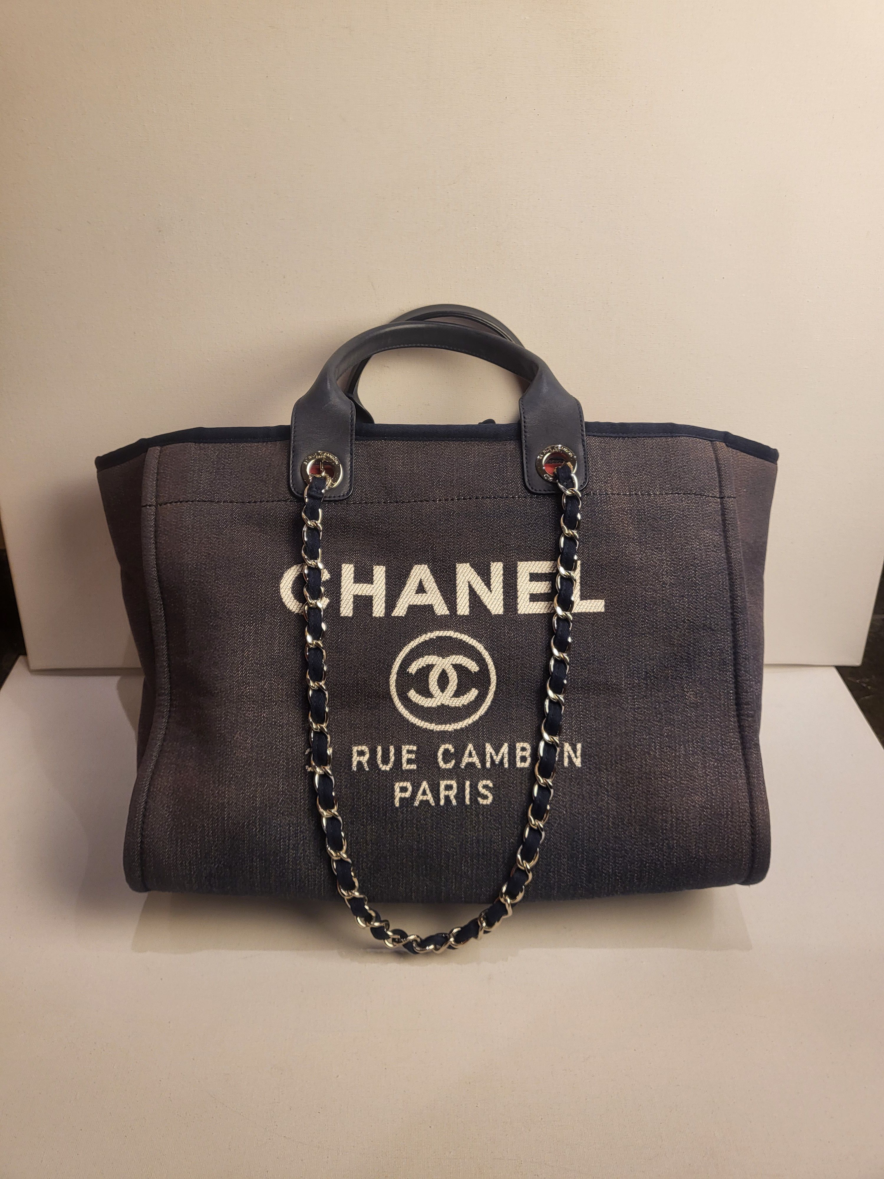 Preowned Chanel Deauville Denim Tote Bag Navy denim-cotton