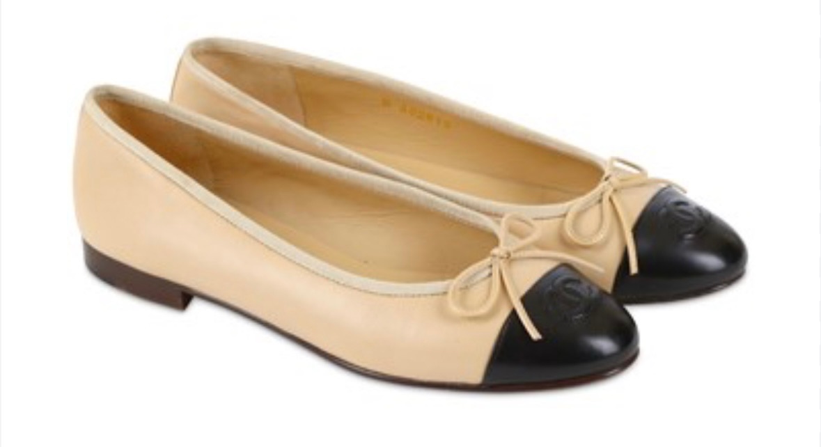 Preowned Chanel Beige and Black Lambskin Ballet Flats Size 37 leather