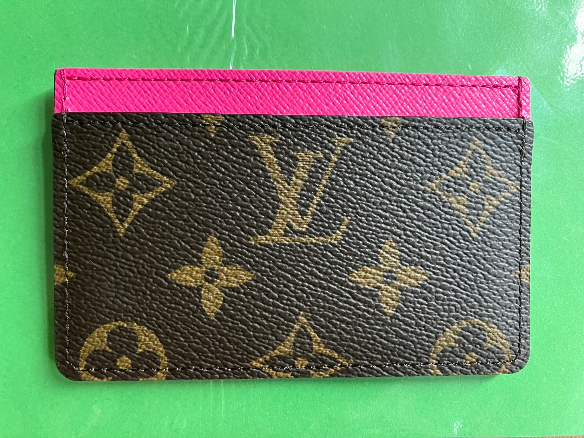 Louis Vuitton Vivienne Limited Edition Card Case Multicoloured leather