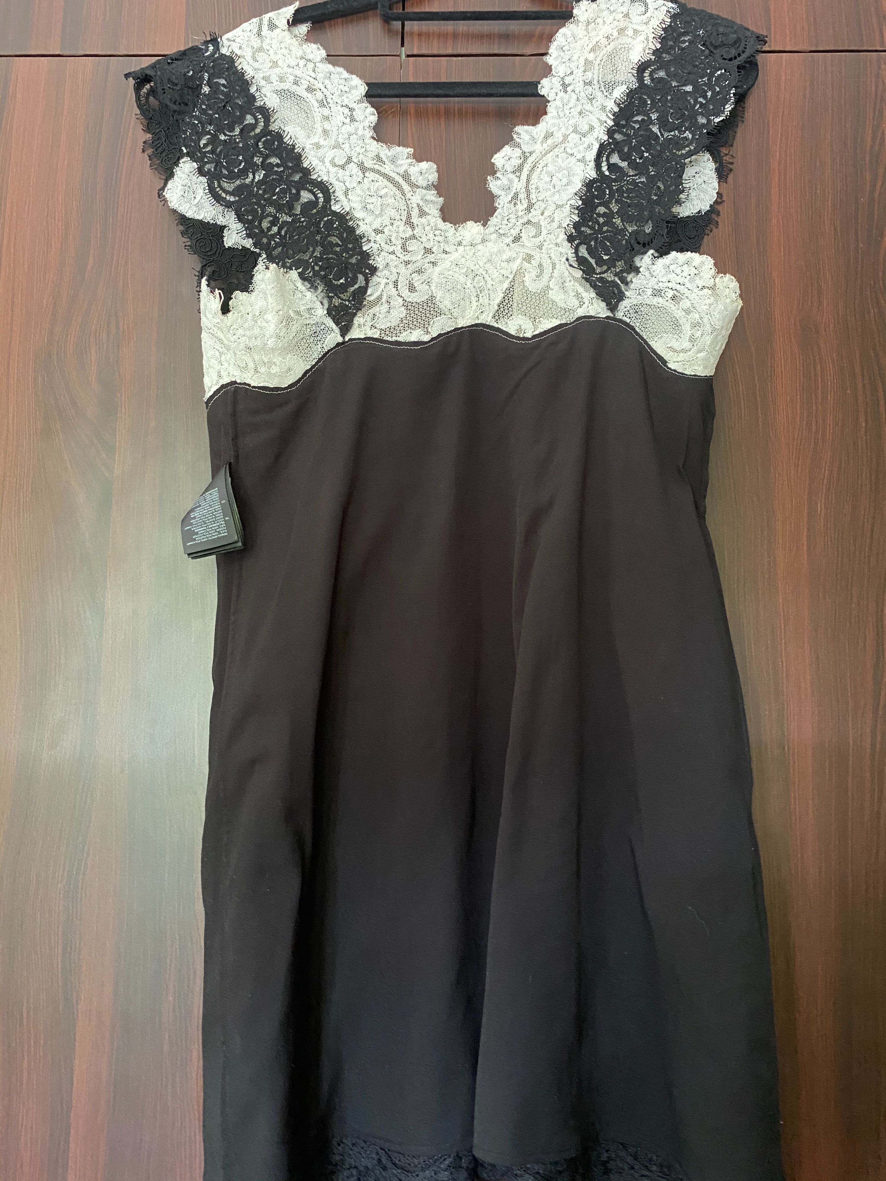 Preowned Sandro Black  White Lace Butterfly Dress Size S Black and White