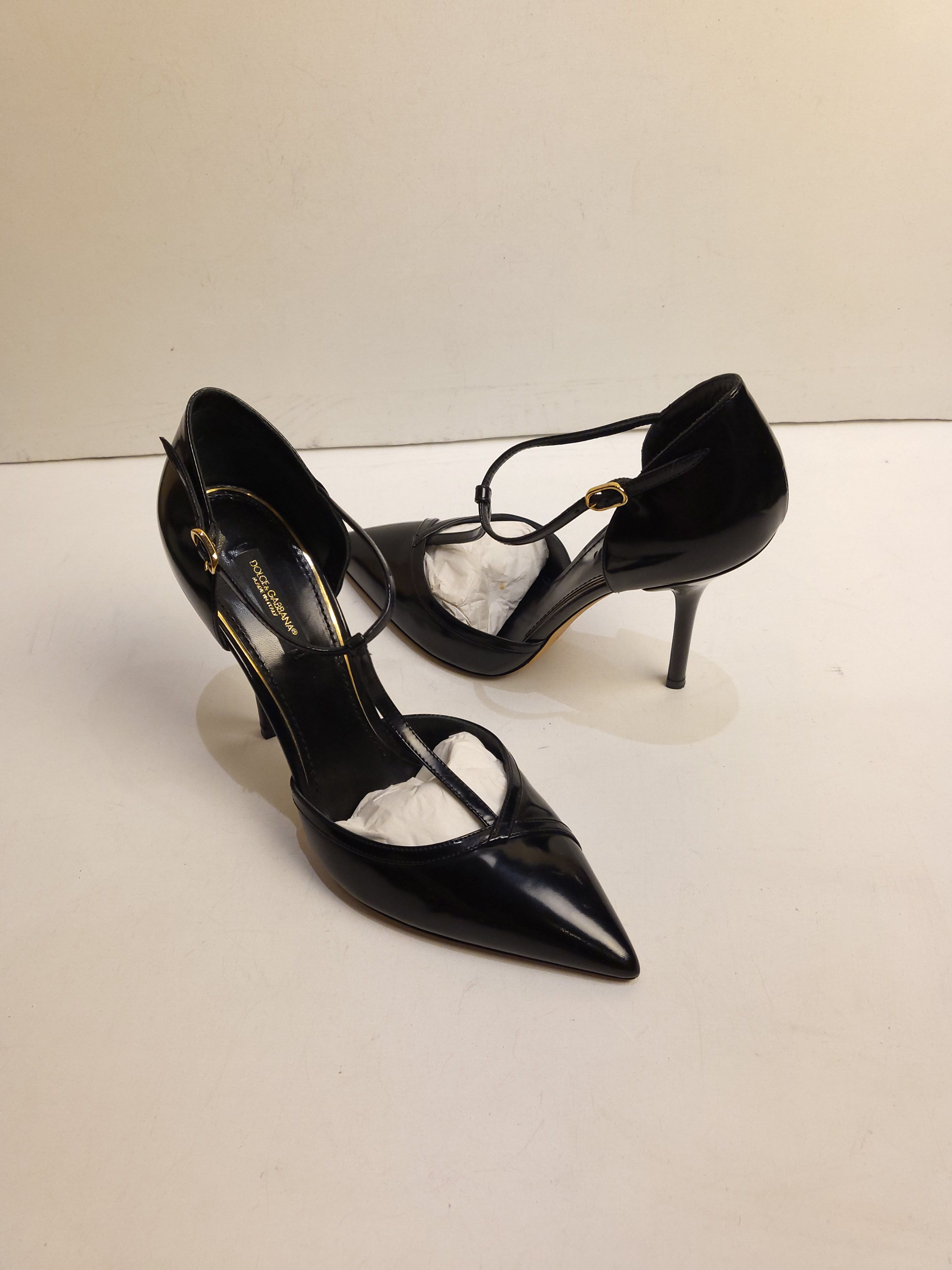 Preowned Dolce  Gabbana Black leather ankle strap heeled pumps Size 38