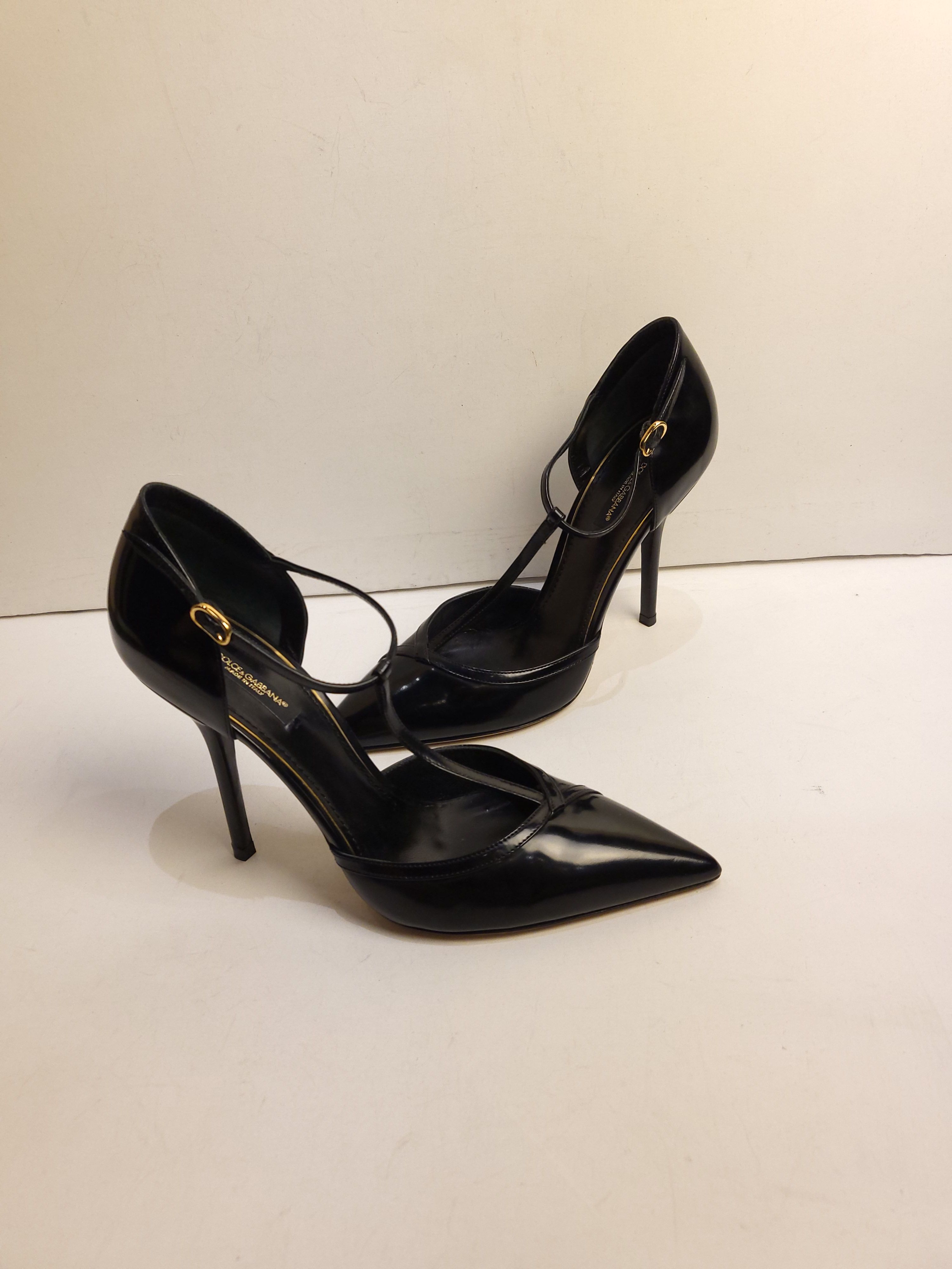 Preowned Dolce  Gabbana Black leather ankle strap heeled pumps Size 38