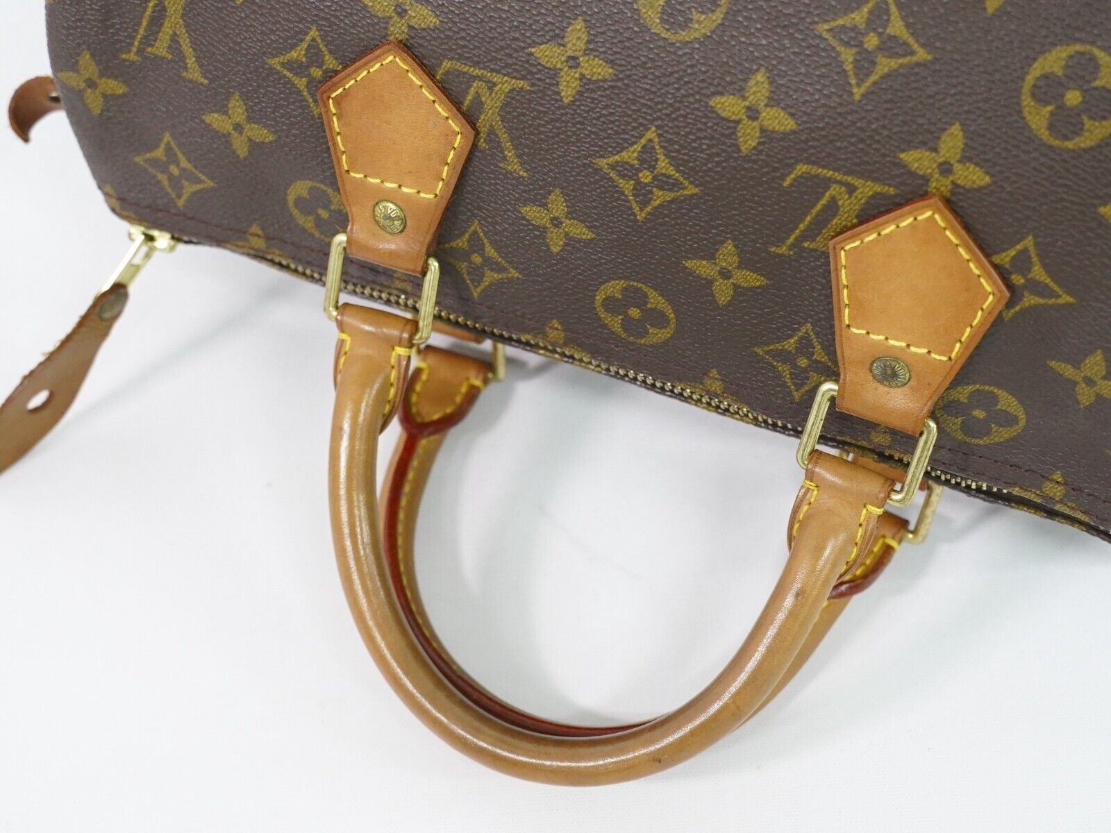 Louis Vuitton Speedy 30