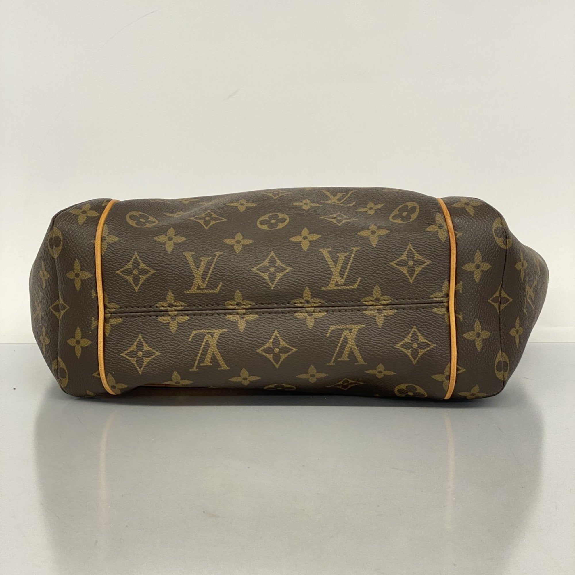 Louis Vuitton Totally