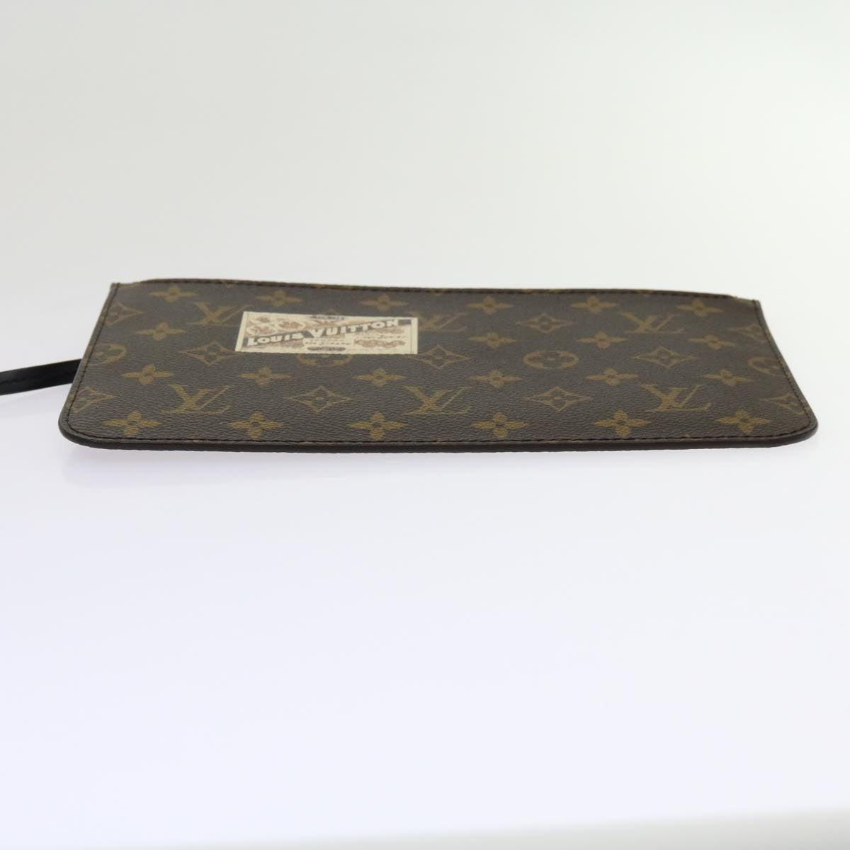 Louis Vuitton Neverfull pouch