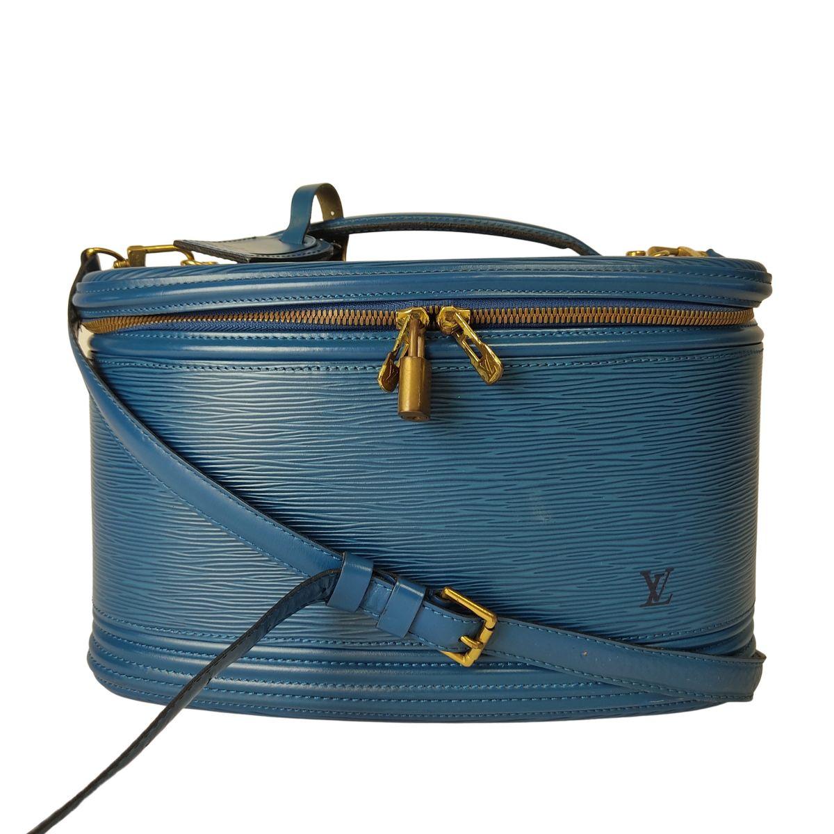 Louis Vuitton Louis Vuitton Beauty Case Vanity Epi light blue bag - '10s