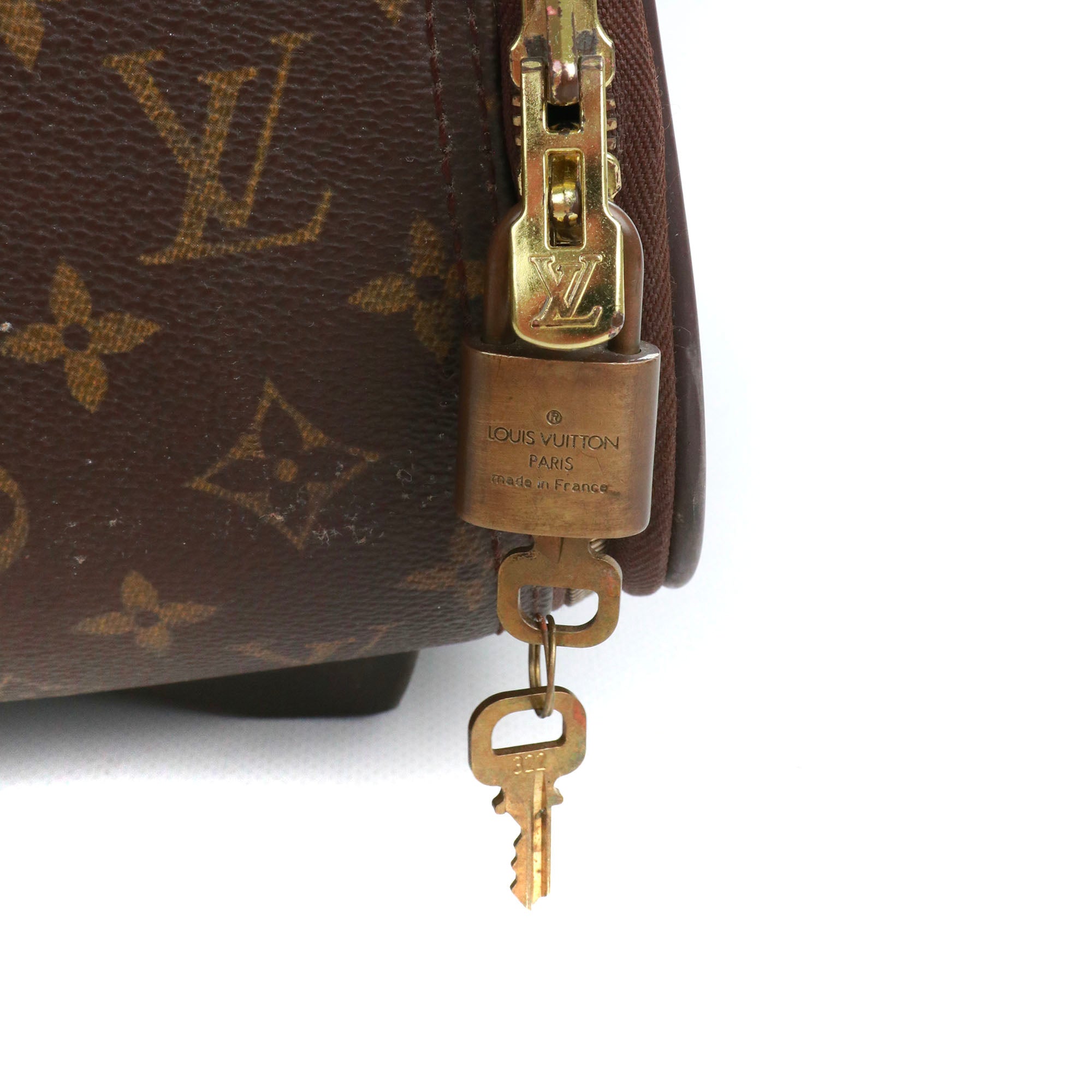 LOUIS VUITTON Travel bags Pegase