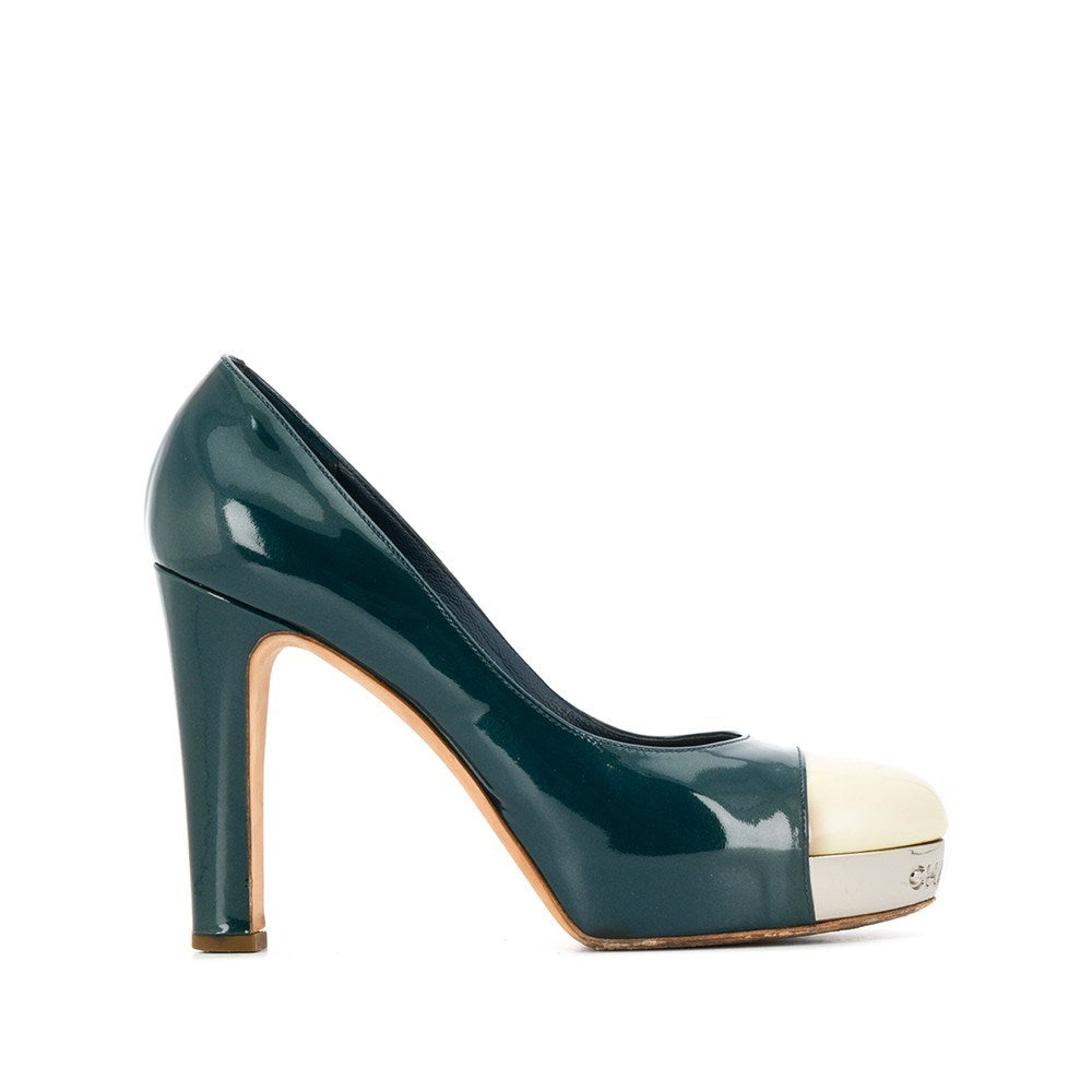 Chanel Bicolor Patent Leather Pumps - '00s