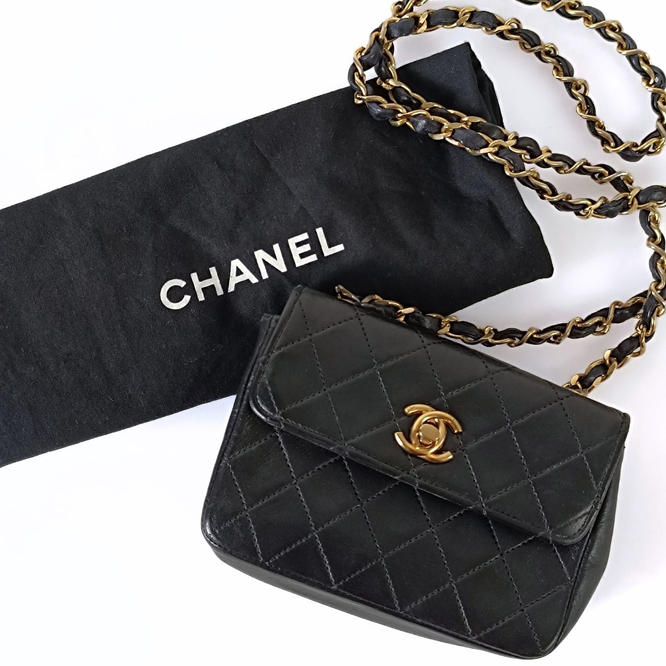 Chanel Chanel Timeless Classic mini shoulder bag in black leather - '10s