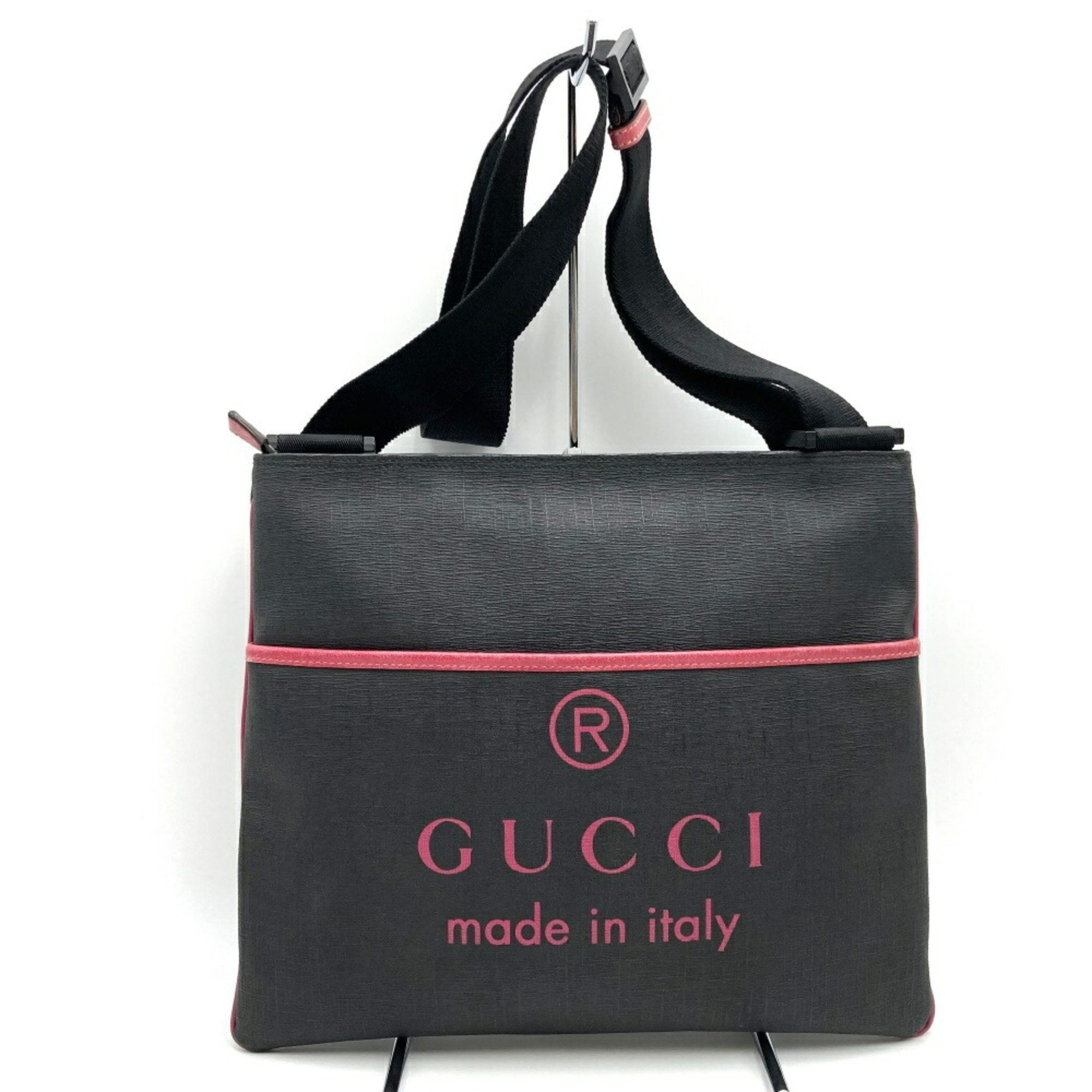 Gucci --