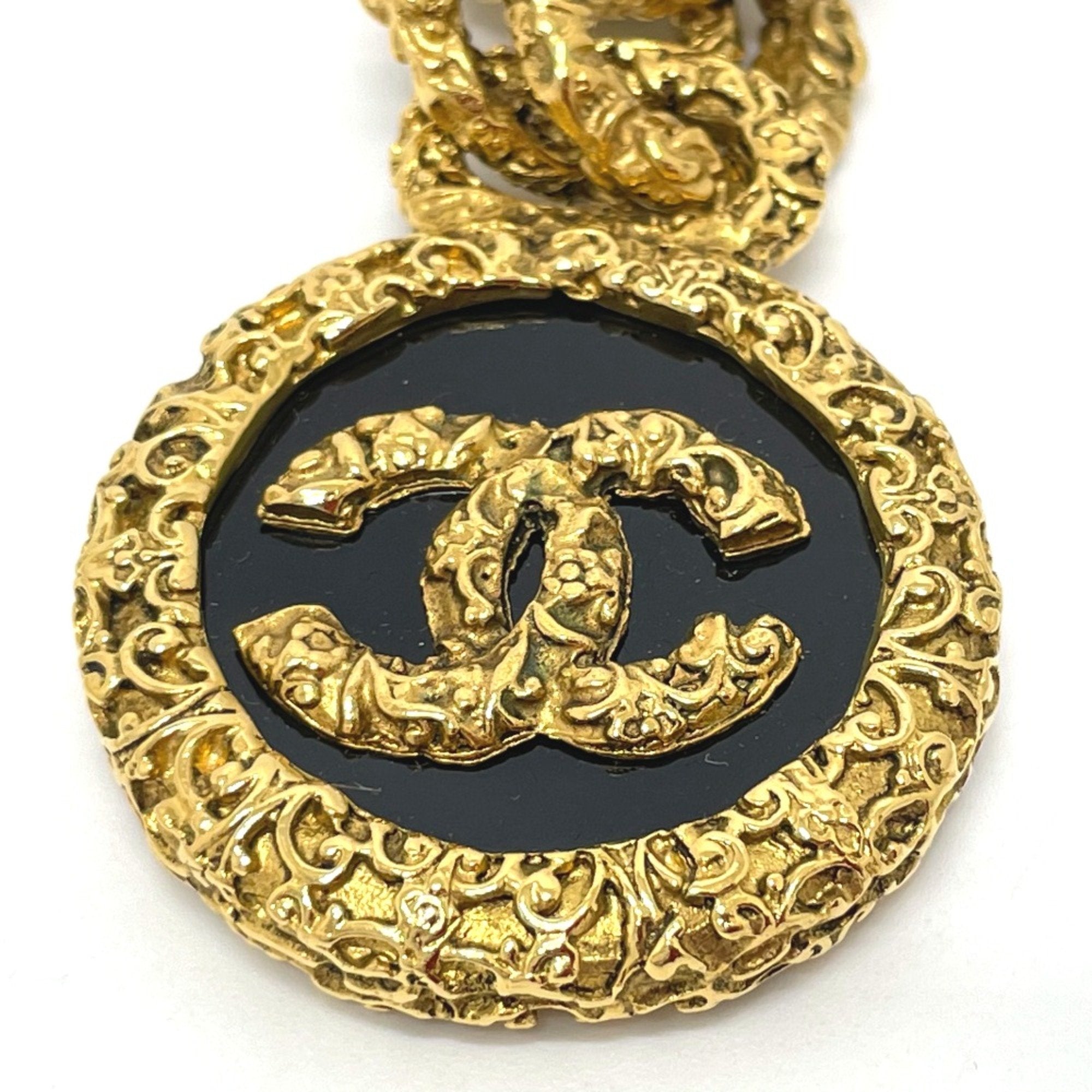 Chanel Logo CC