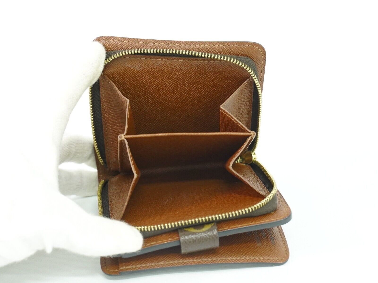 Louis Vuitton Compact zip