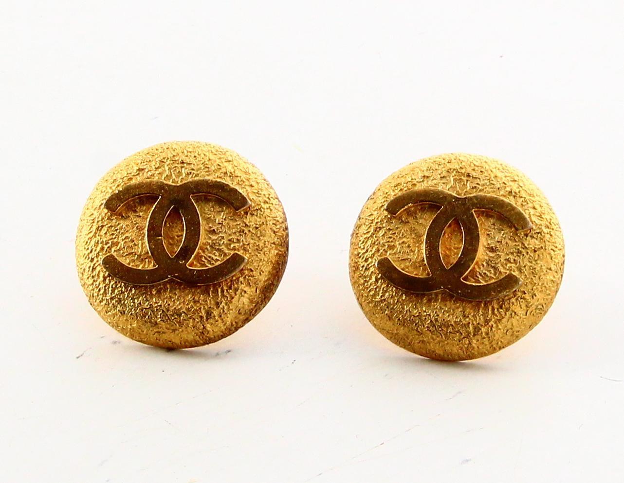 Chanel CC Clip On Earrings - '90s