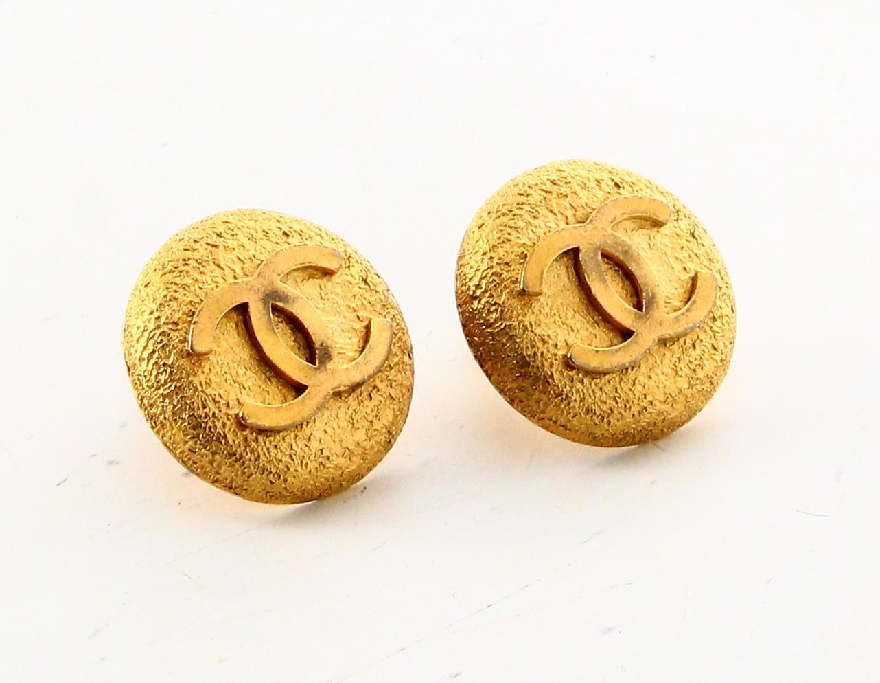 Chanel CC Clip On Earrings - '90s