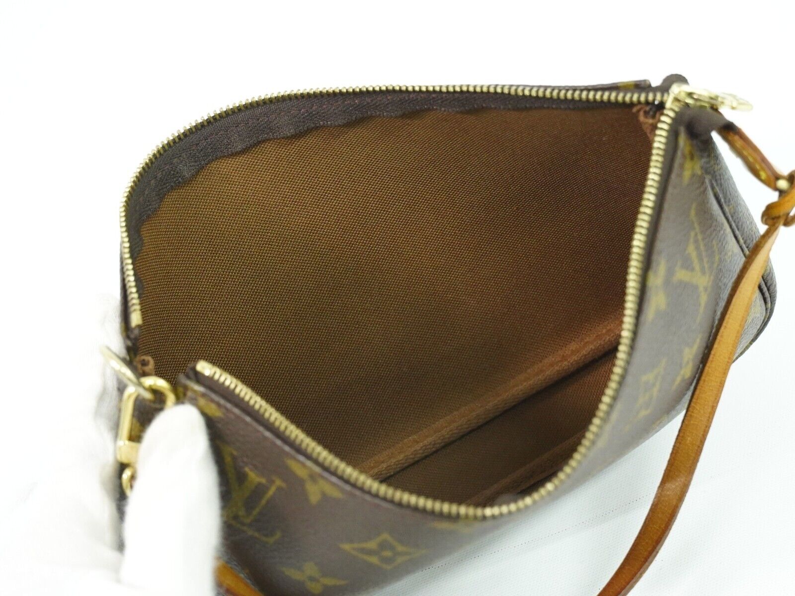 Louis Vuitton Pochette accessoires