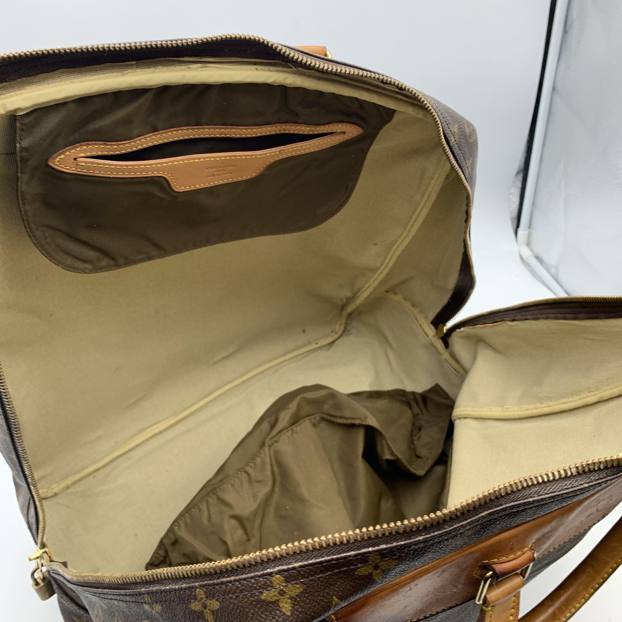 Louis Vuitton Luggage Vintage Evasion