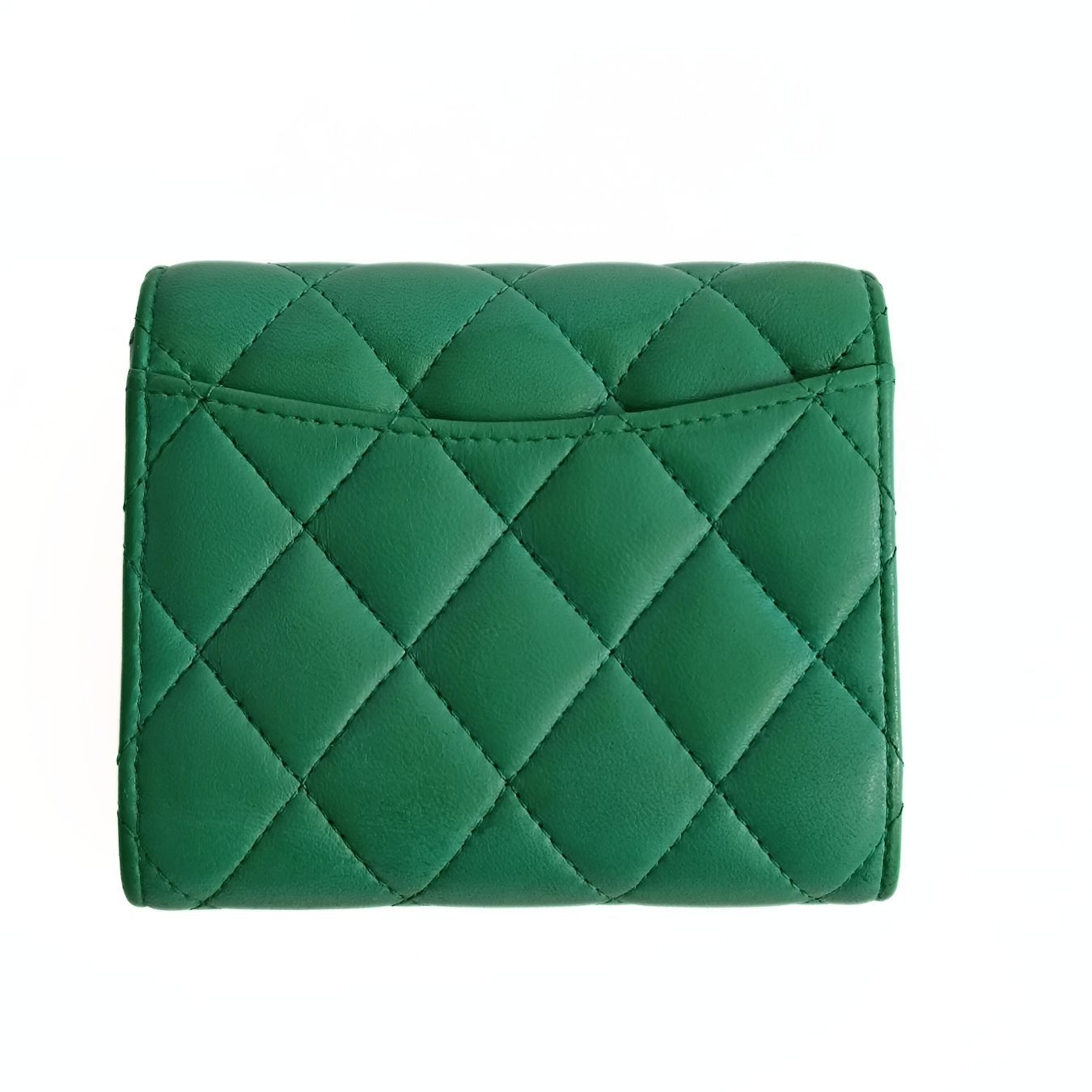 Chanel Chanel compact trifold wallet in green leather - '10s