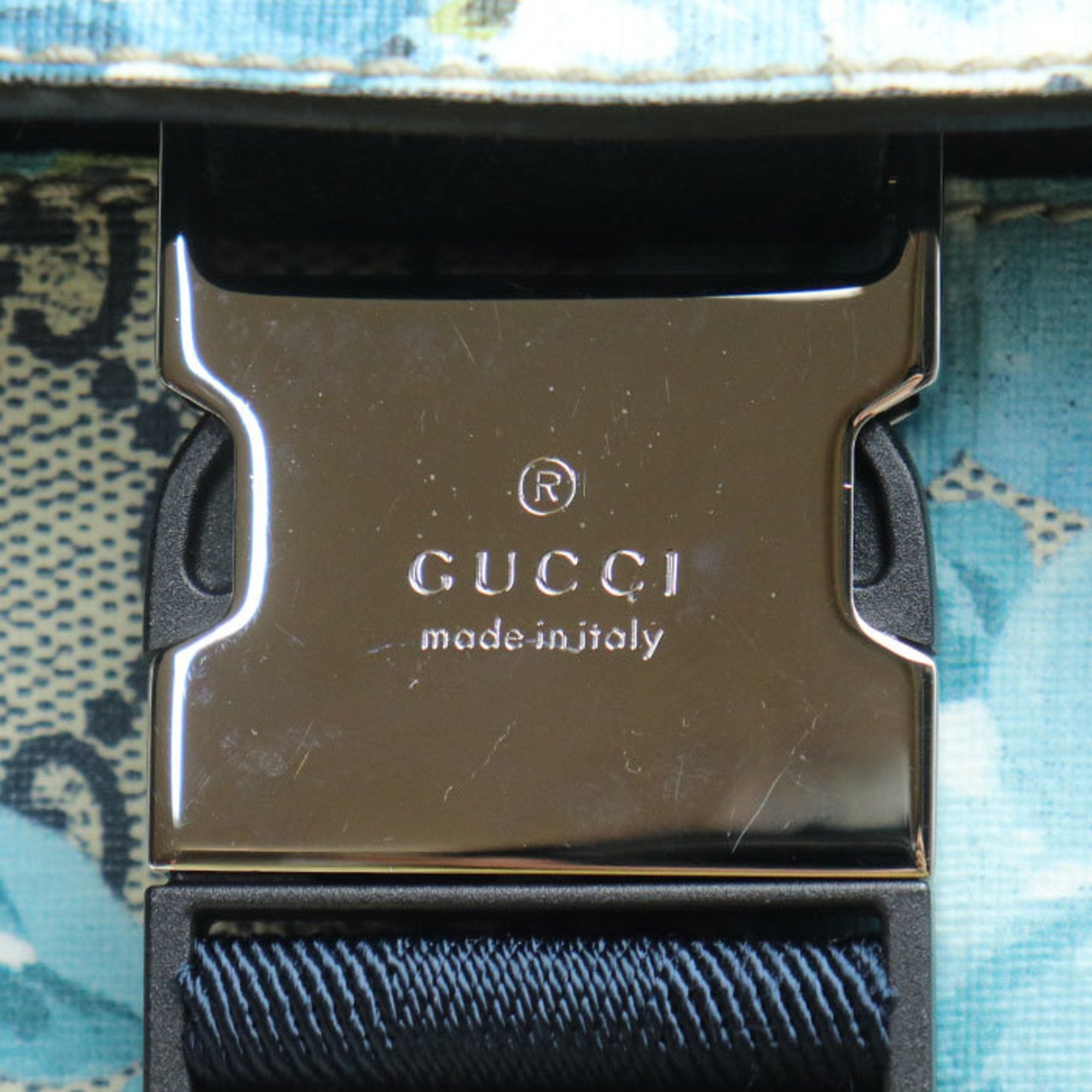 Gucci GG Supreme