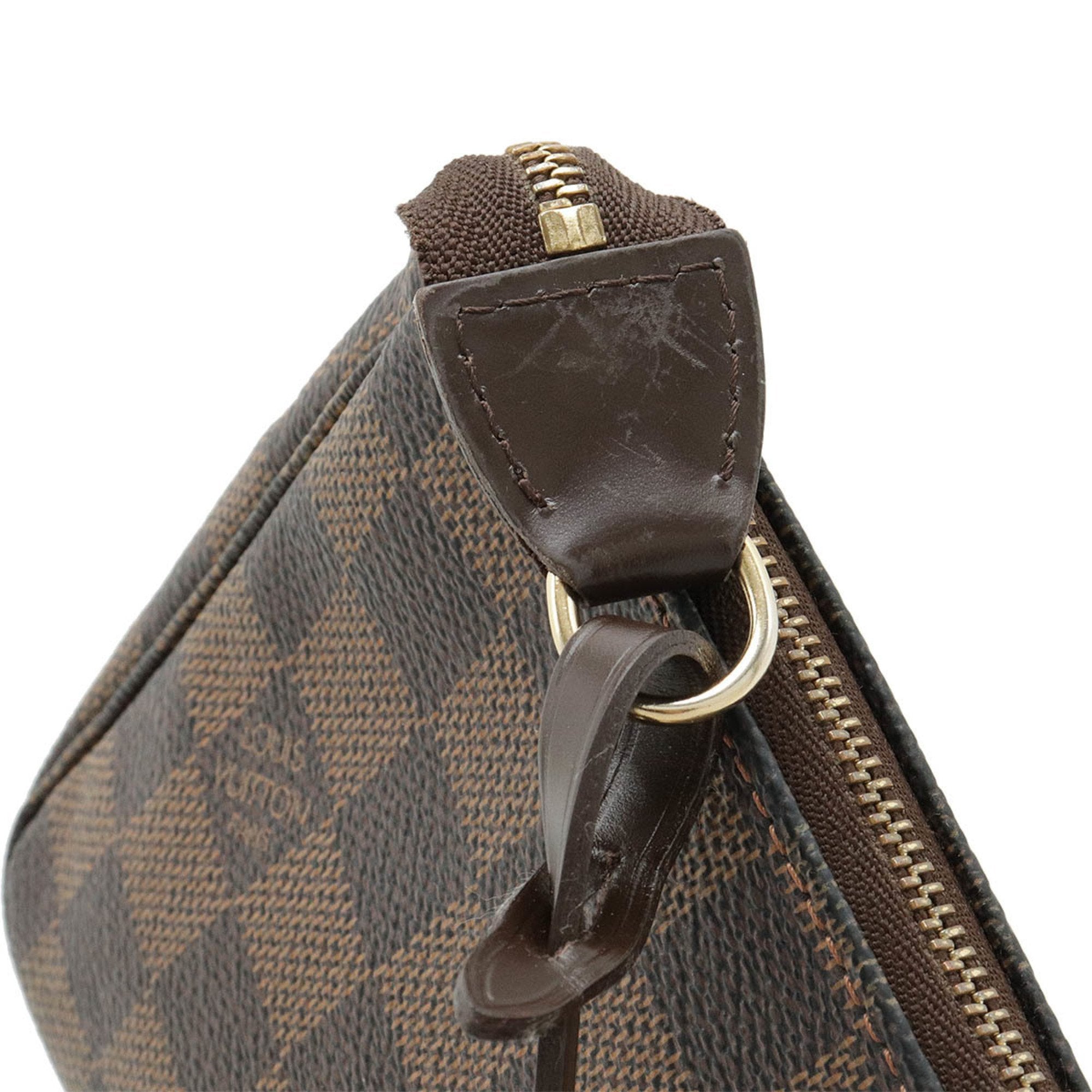 Louis Vuitton Pochette Accessoire