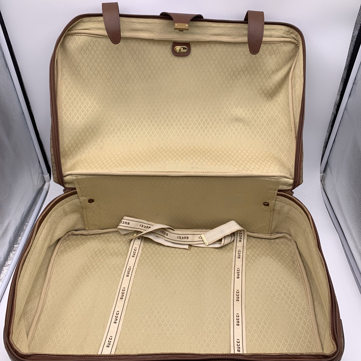 Gucci Luggage Vintage -