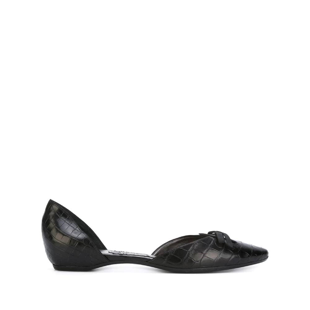 Giorgio Armani Black Leather Flat Shoes - 2000s