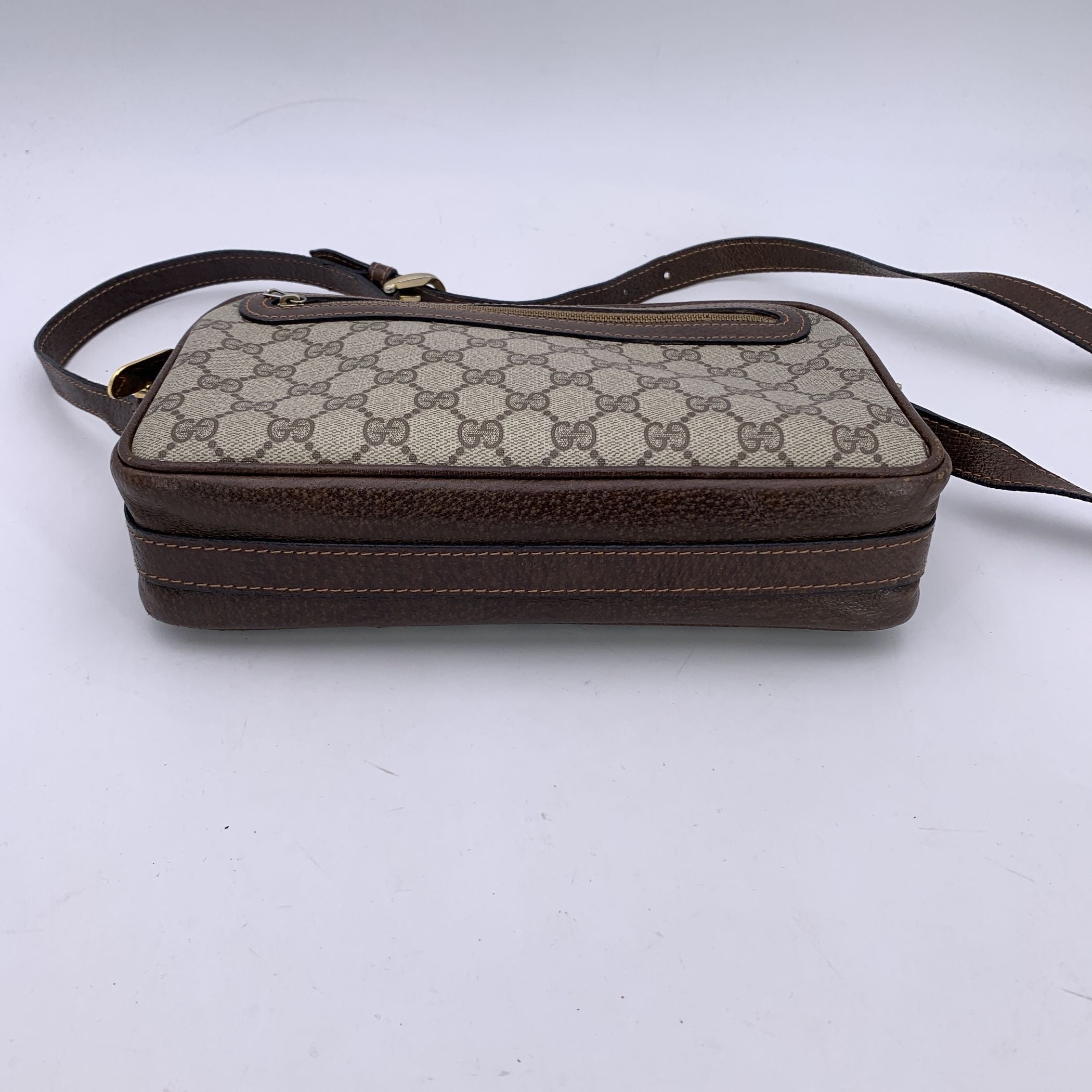 Gucci Shoulder Bag Vintage Interlocking