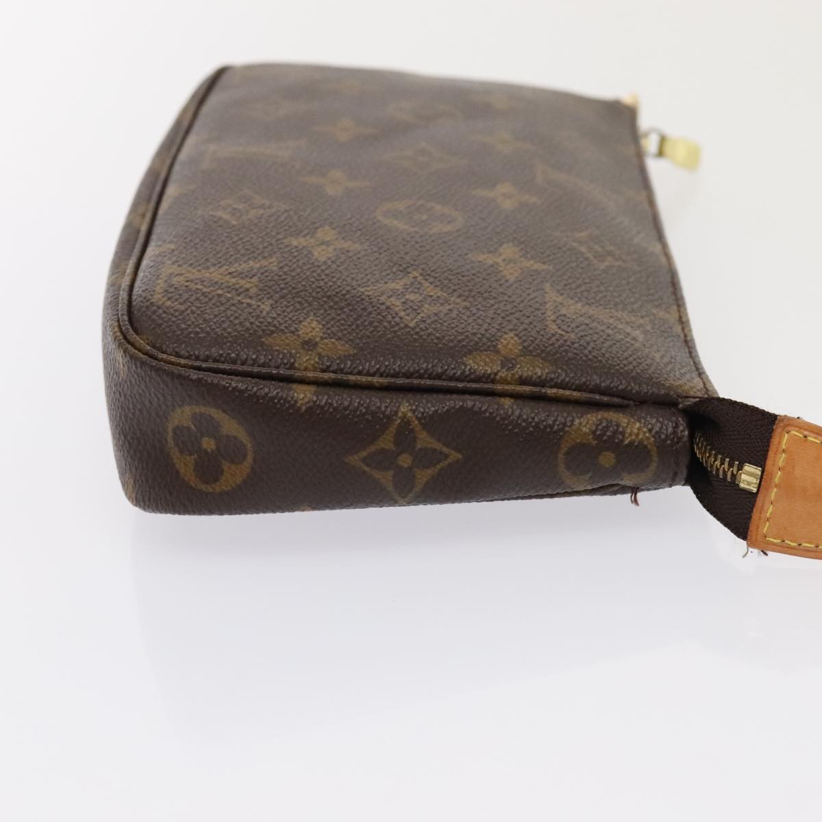 Louis Vuitton Pochette Accessoire