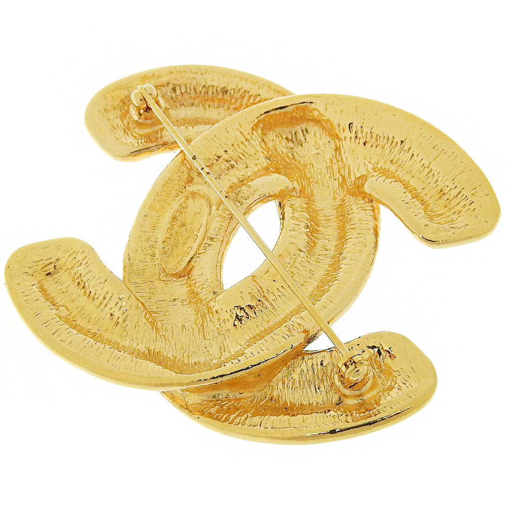 Chanel Broche