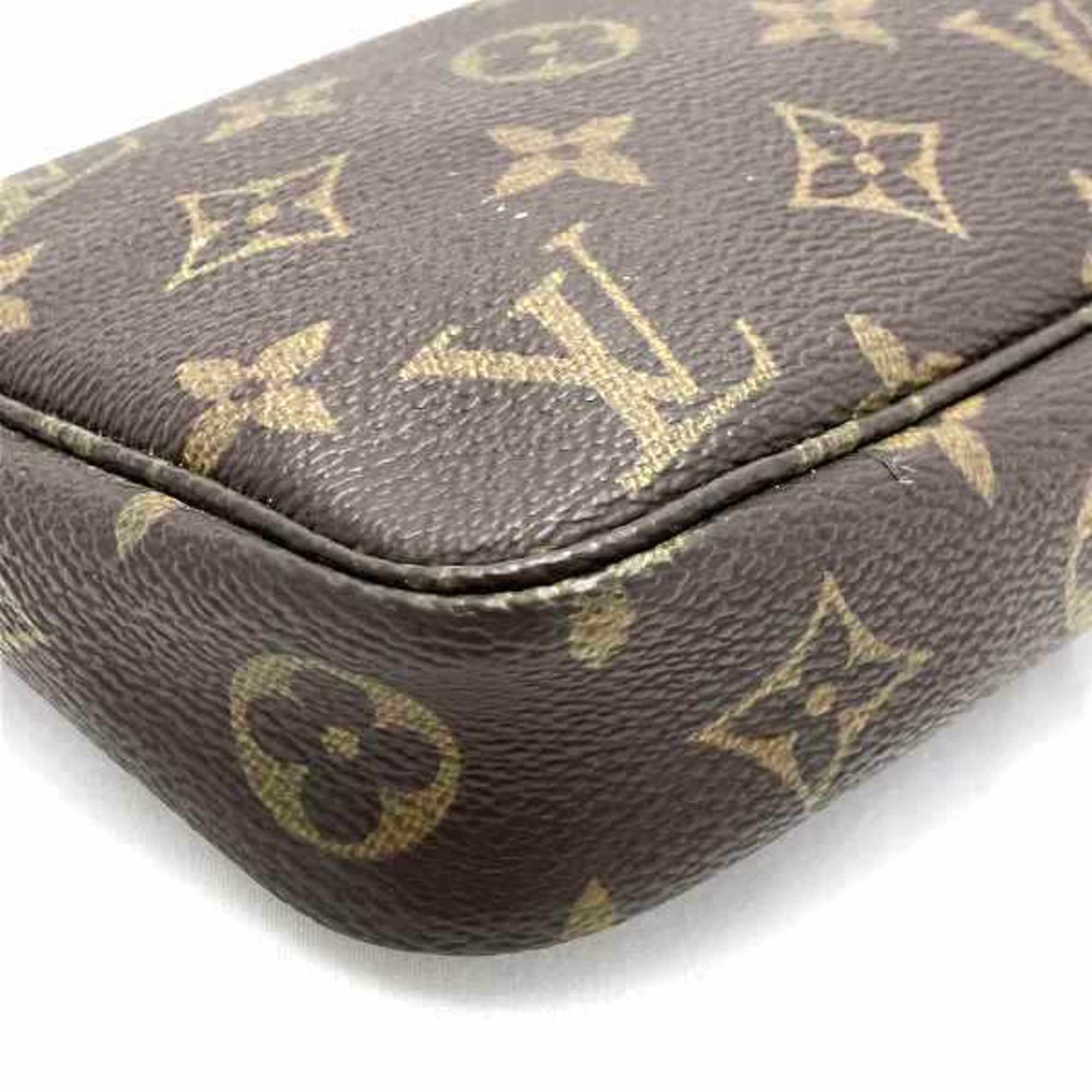 Louis Vuitton Pochette Accessoire