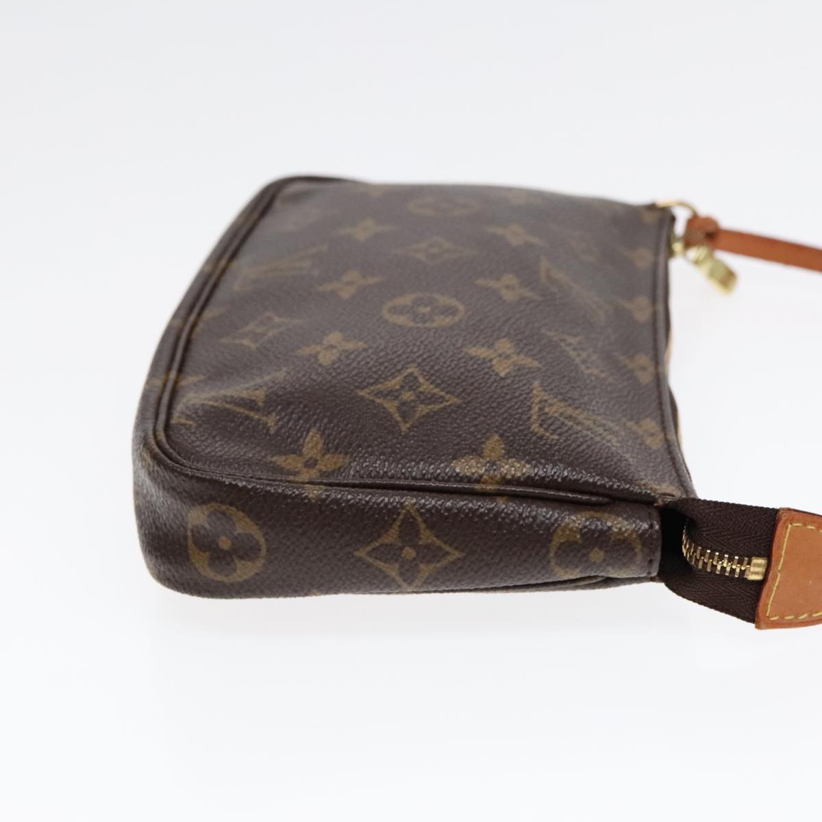 Louis Vuitton Pochette Accessoire