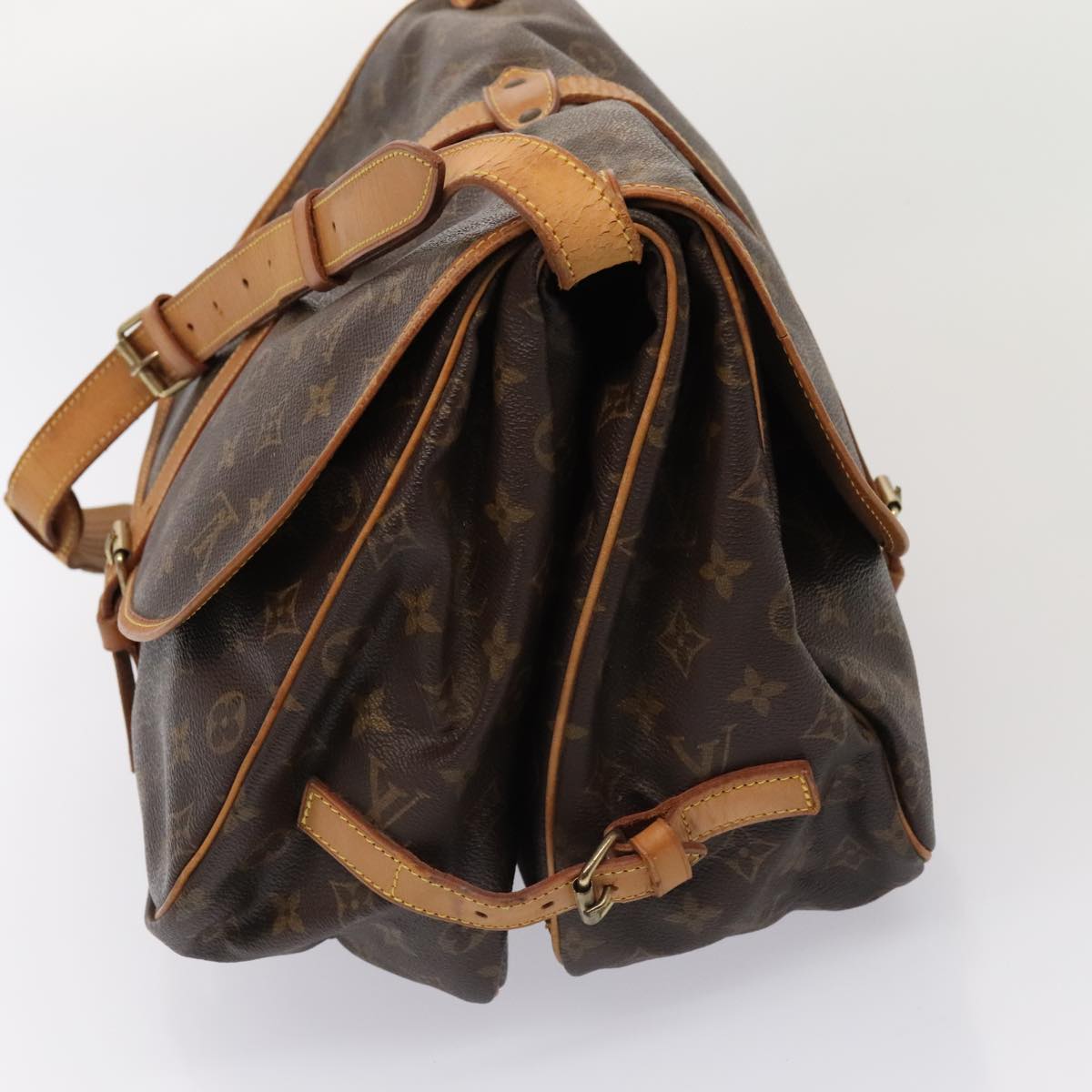 Louis Vuitton Saumur 35