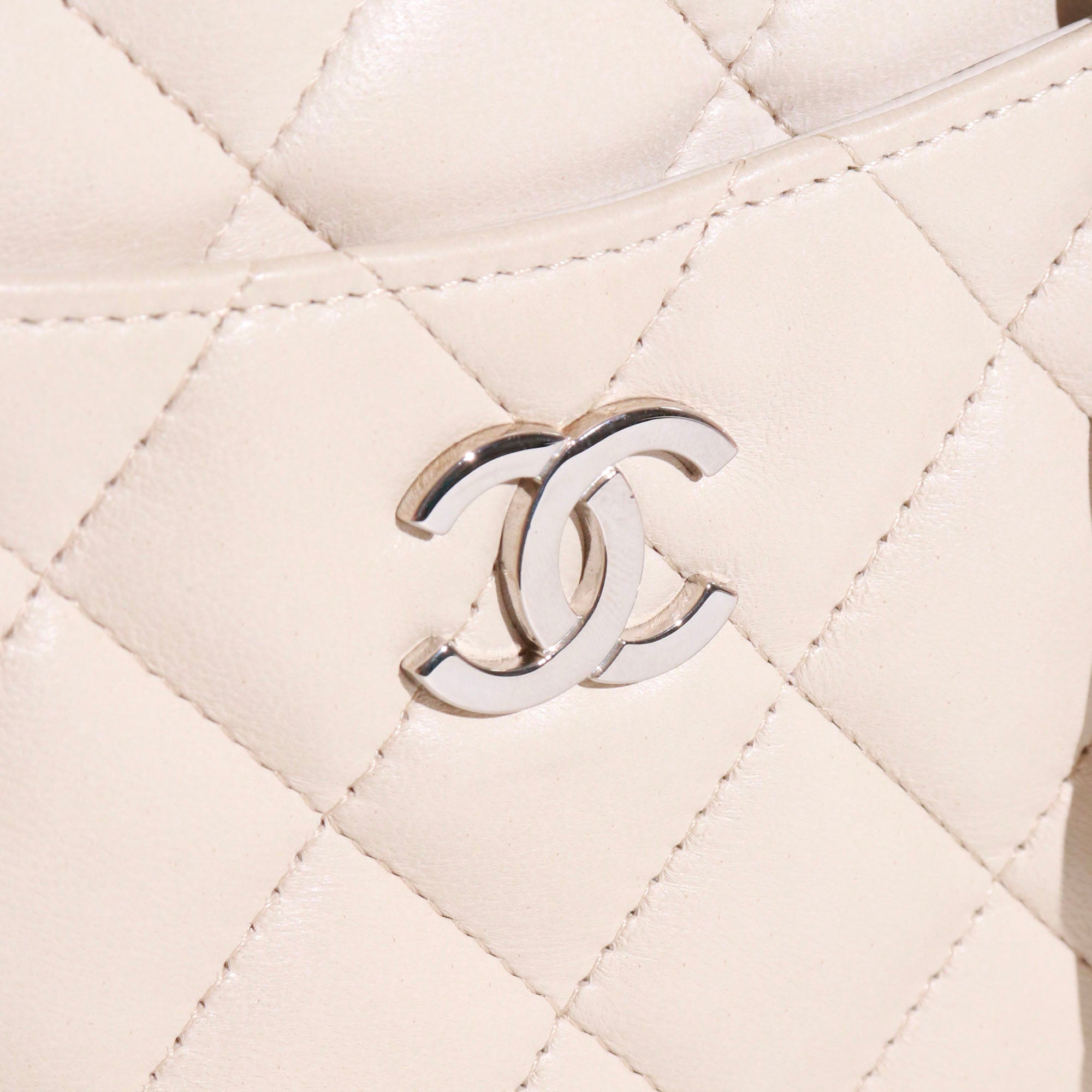 CHANEL Handbags Timeless/Classique