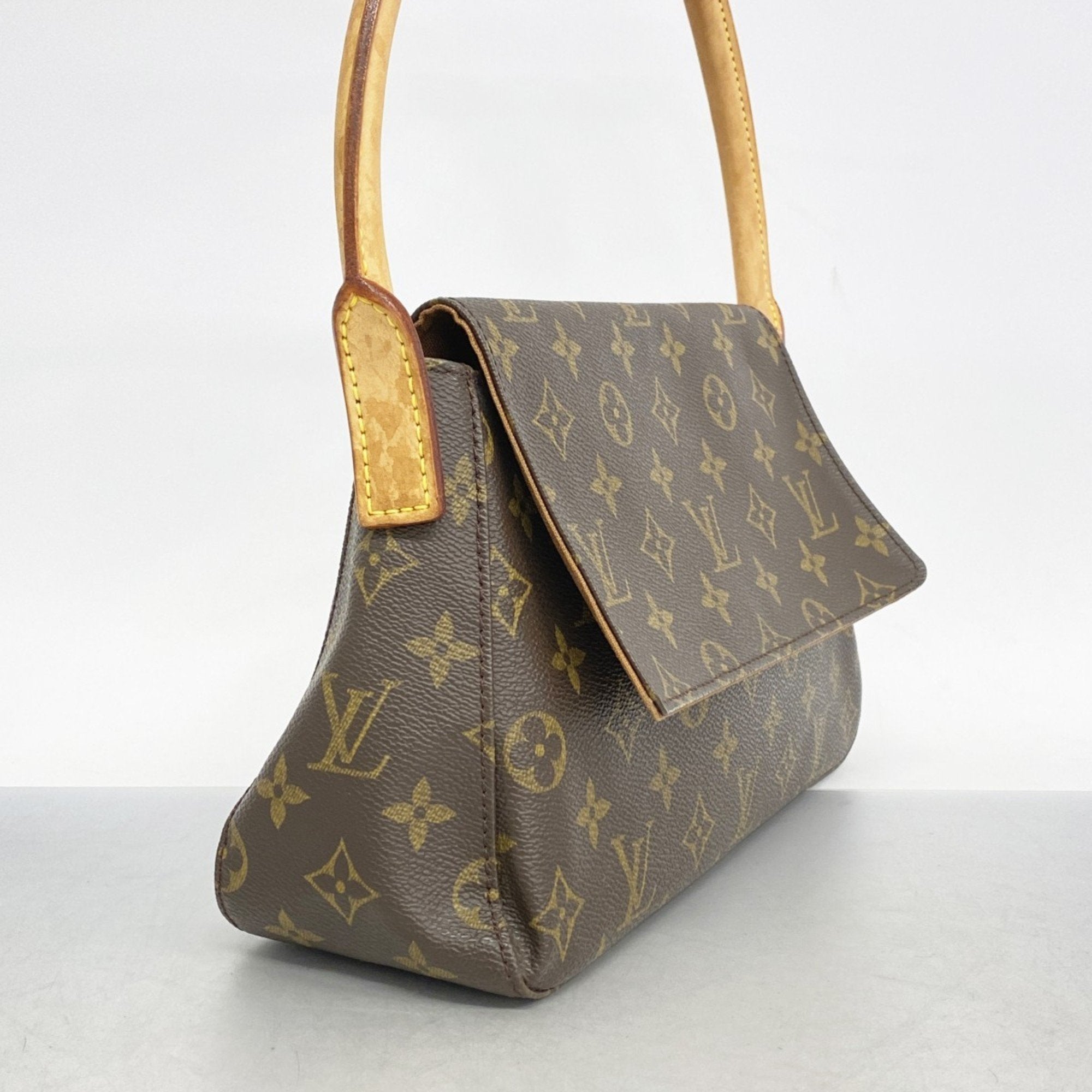 Louis Vuitton Mini looping