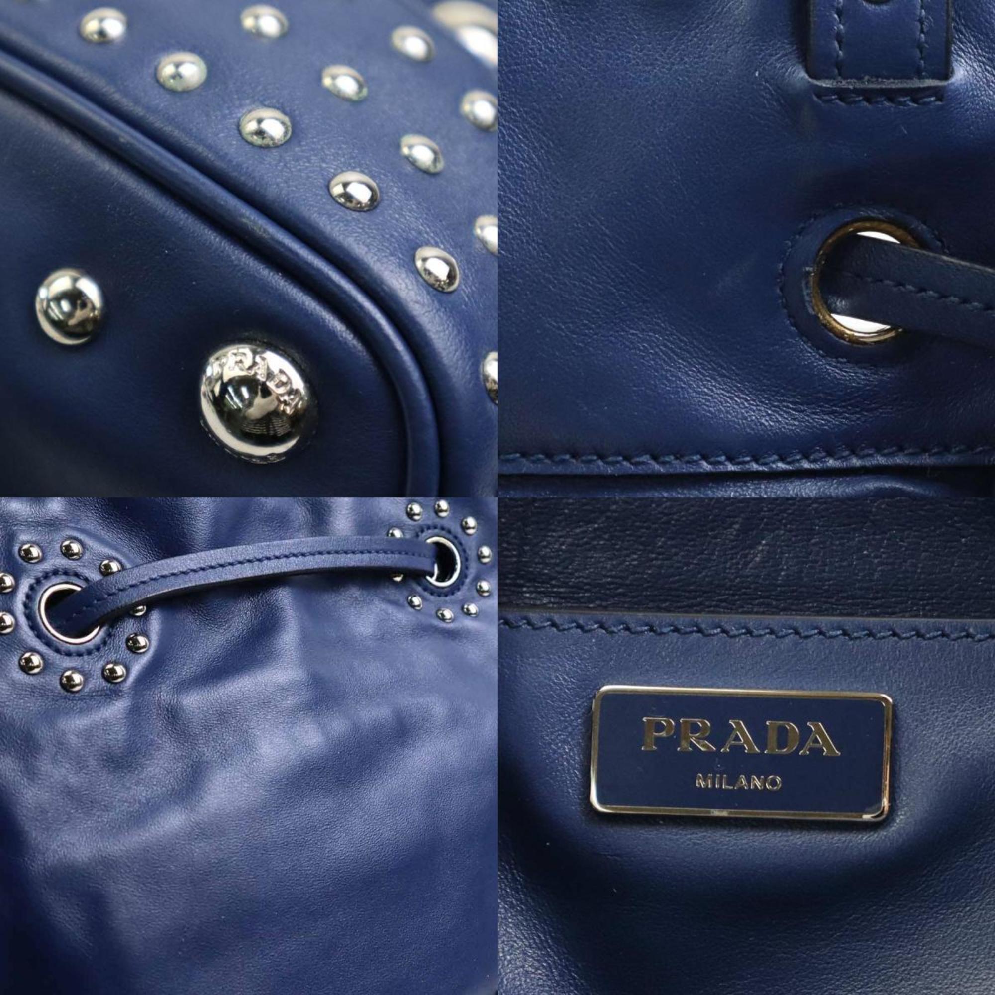 Prada --