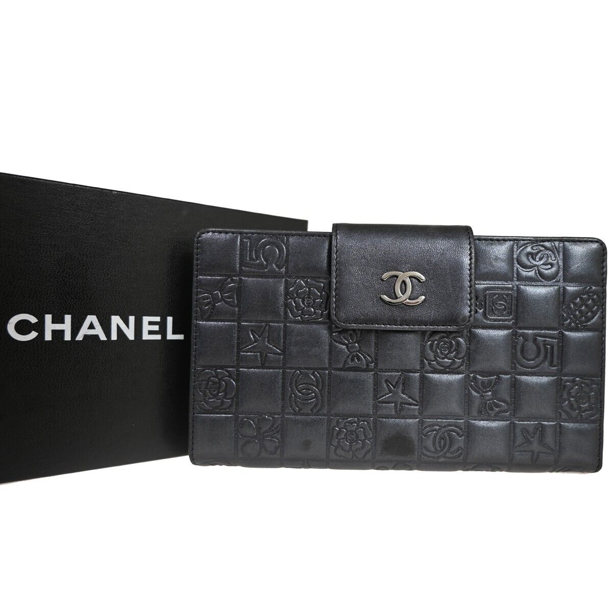 Chanel -