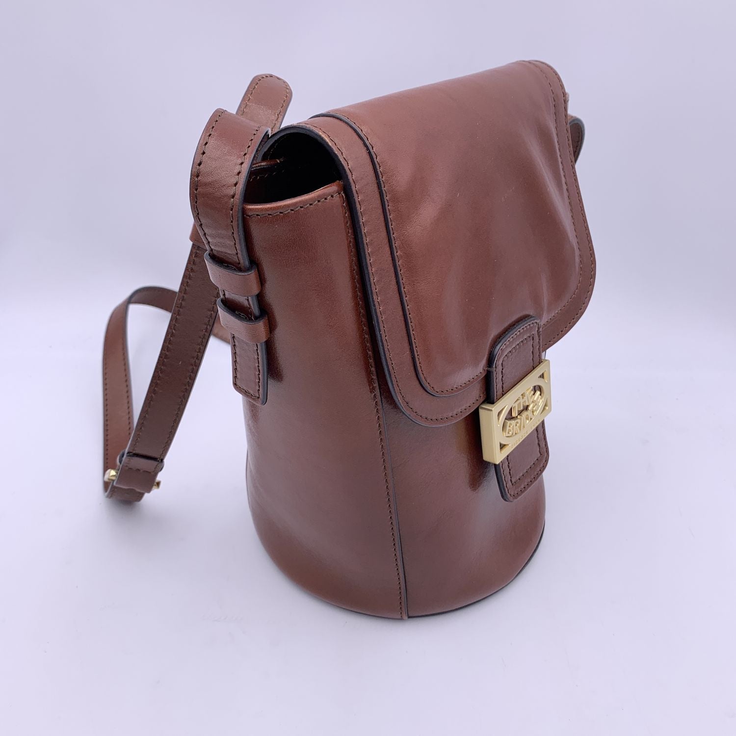 The Bridge Shoulder Bag