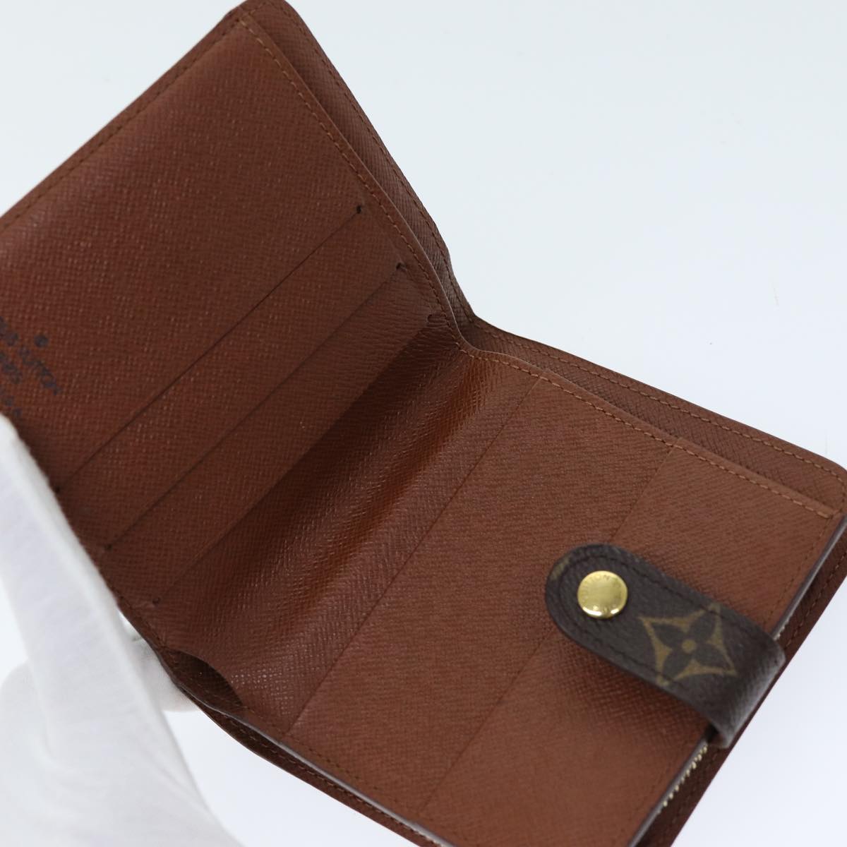 Louis Vuitton Compact zip