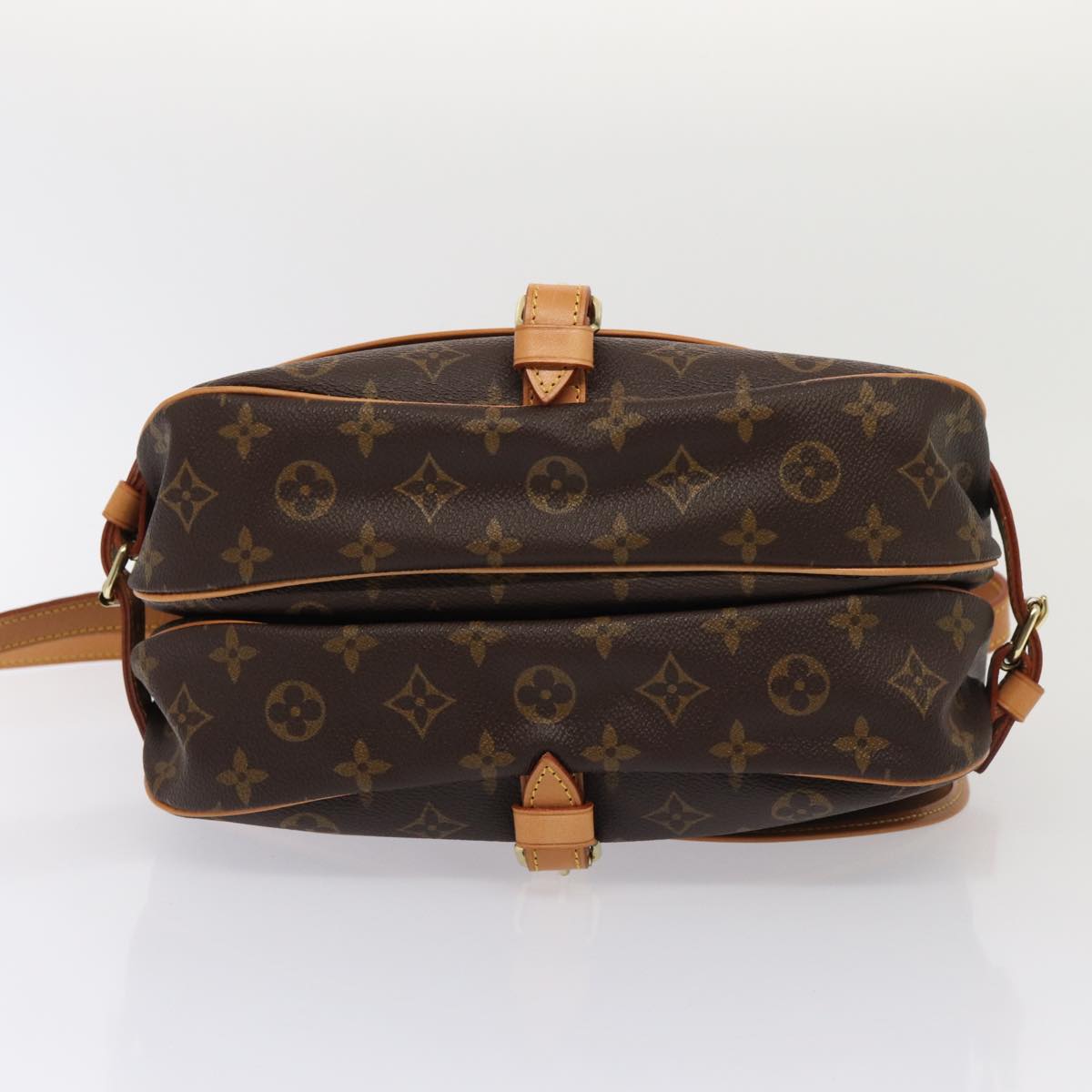 Louis Vuitton Saumur