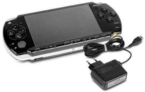 Sony PlayStation Portable (PSP) Slim  Lite inkl Spel 2004 svart Need For Speed - Most Wanted 5-1-0 (DE Version)