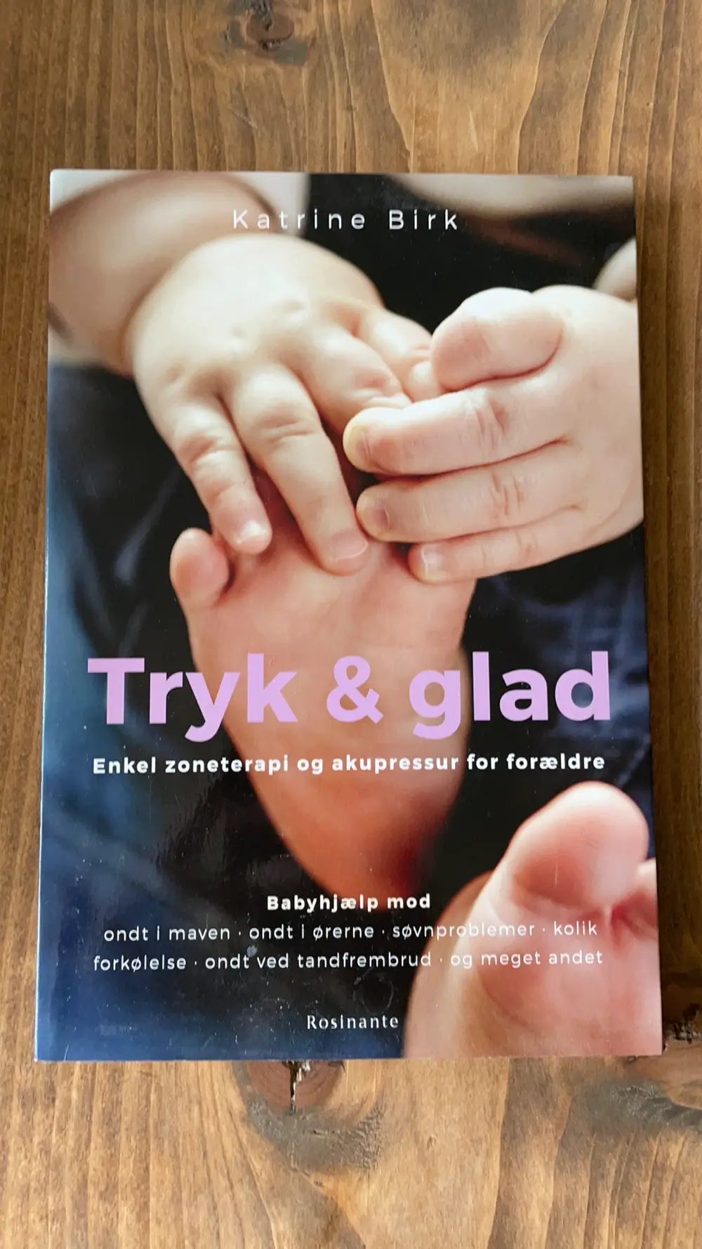 Tryk og glad Tryk og glad bog