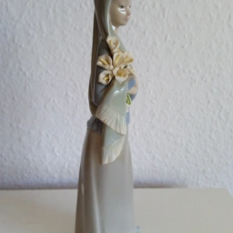 Ladro Porcelæn Figur