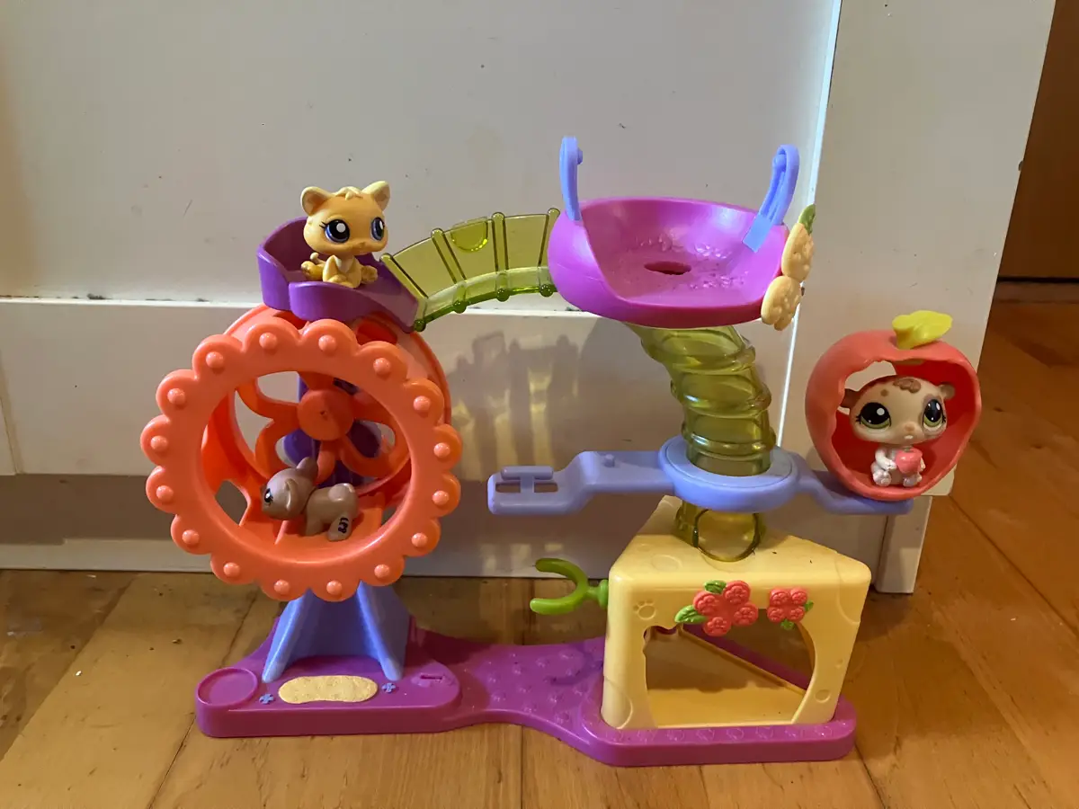 LITTLEST PET SHOP Legeplads med dyr