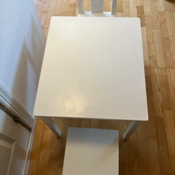 IKEA 2 Sæt børnemøbler