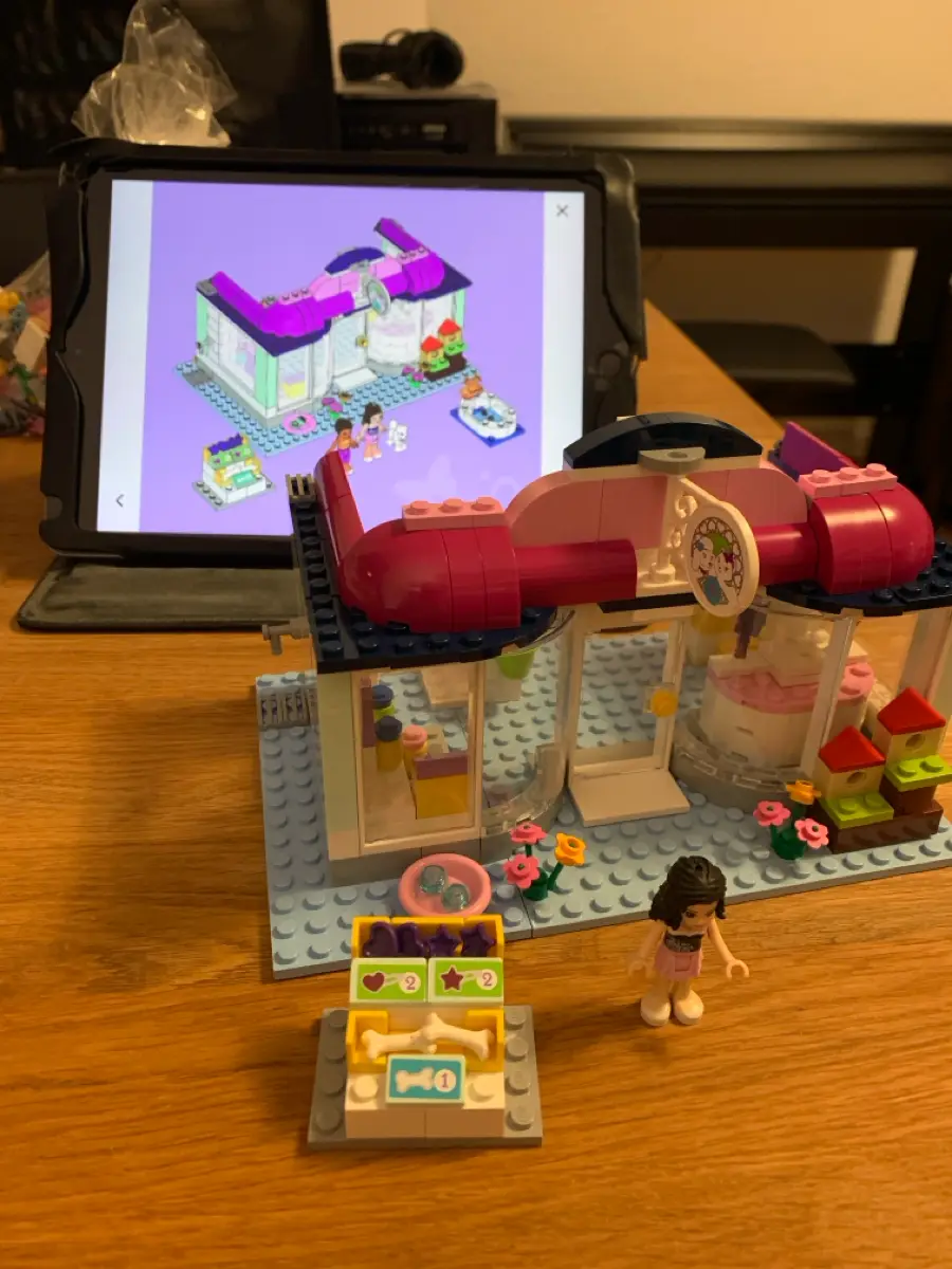 LEGO Friends Heartlake hundesalon