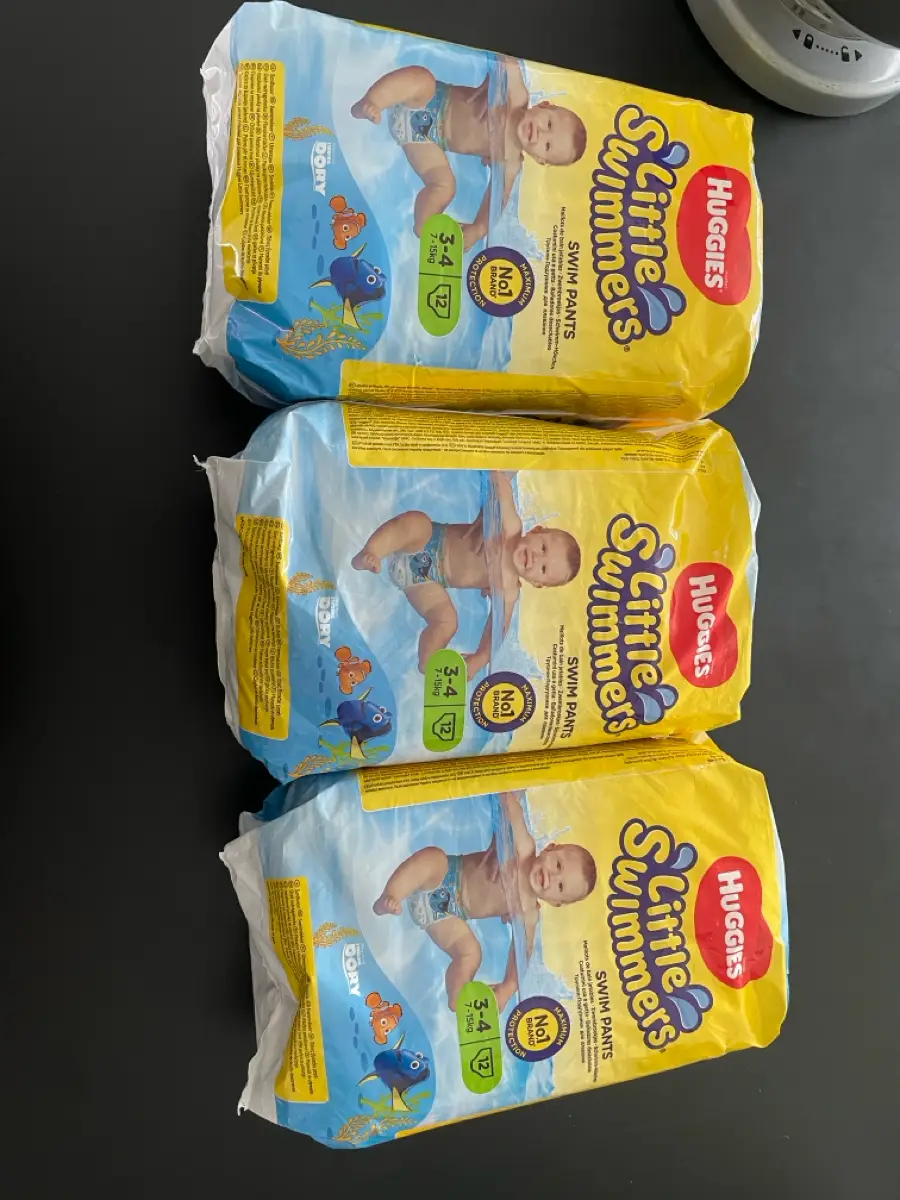 Huggies Svømmebleer