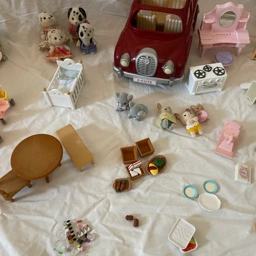 Sylvanian Families Hus bil legeplads mm