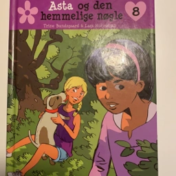 Asta og den hemmelige nøgle Bog