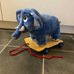 Far til fire Bodil Kjær elefant på hjul