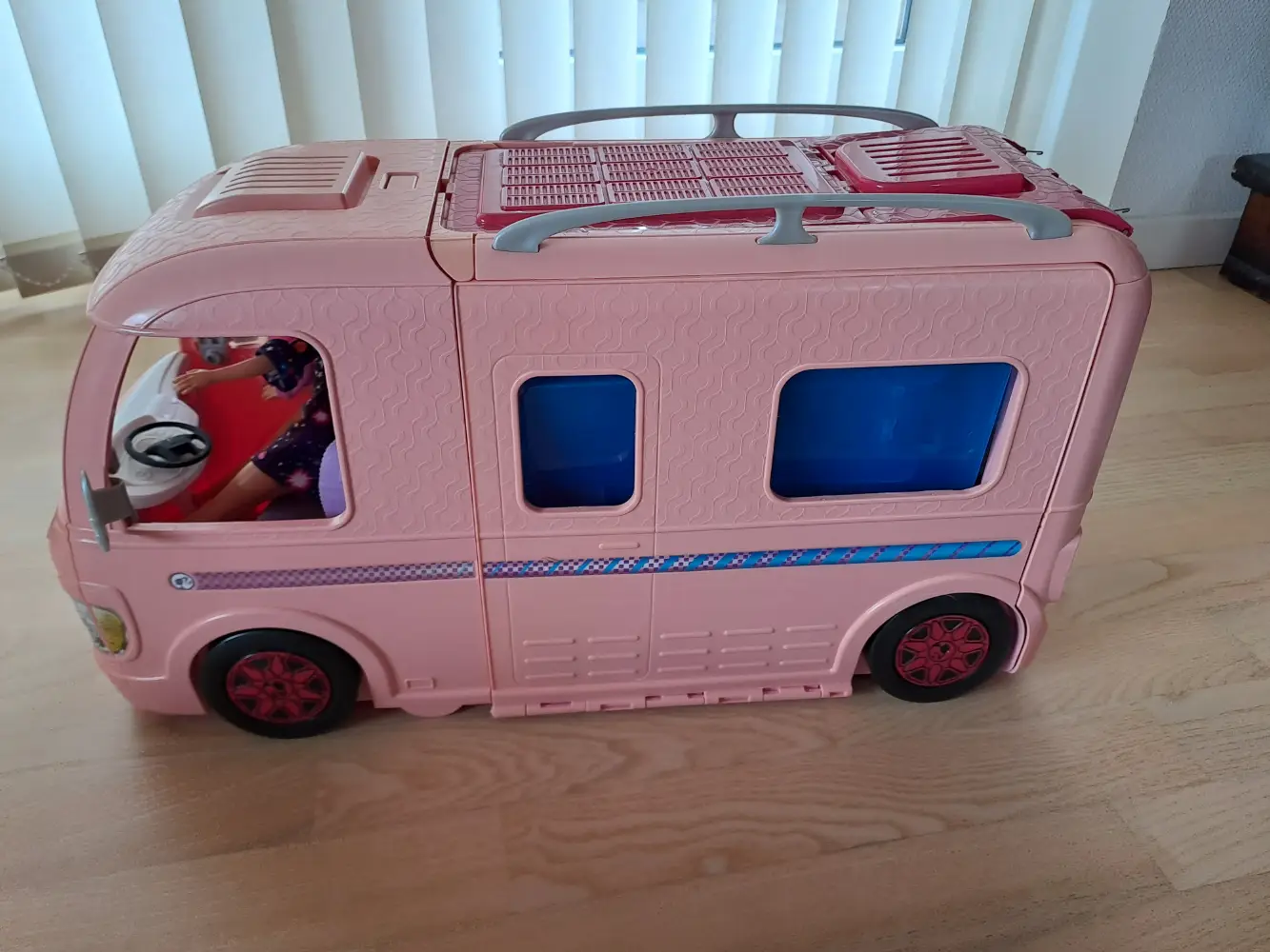 Barbie Fold ud autocamper