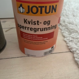 Jotun little green Vandbaseret maling  grundrens